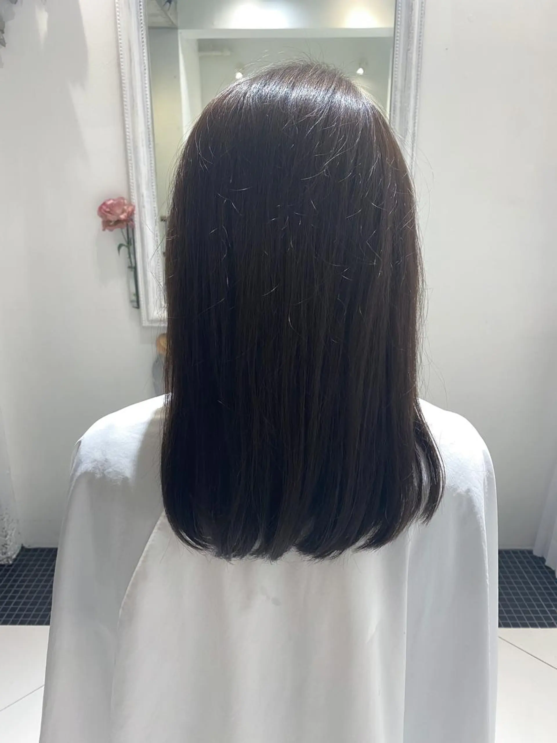 ミディアム カラー ducha所属・DUCHA Tomida naoのヘアスタイル
