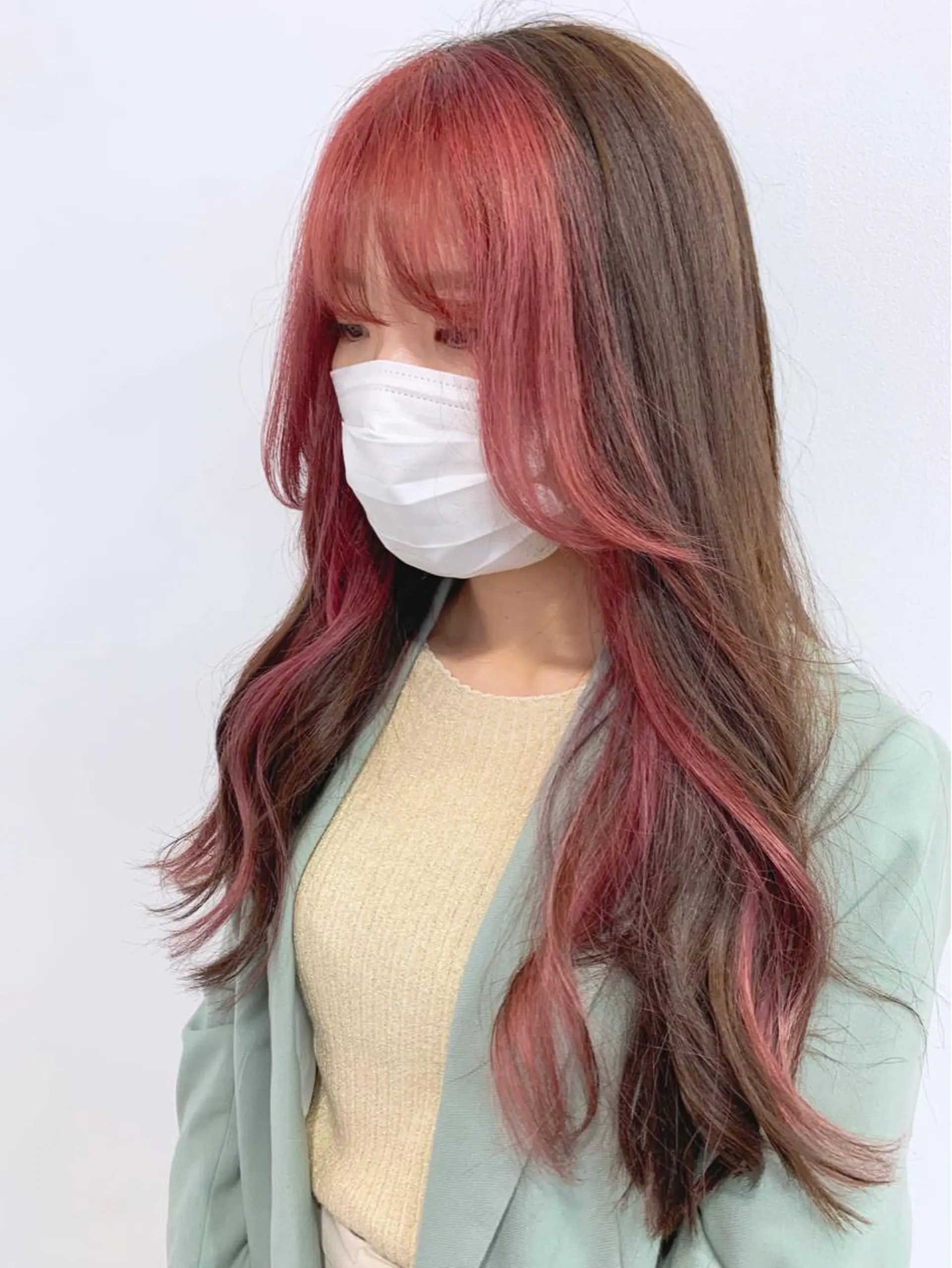 ミディアム カラー ヘアアレンジ ミストバング  フェイスフレーミング ピンクカラー 🍒暖色✖️レイヤー ／Haruna🍒のヘアスタイル