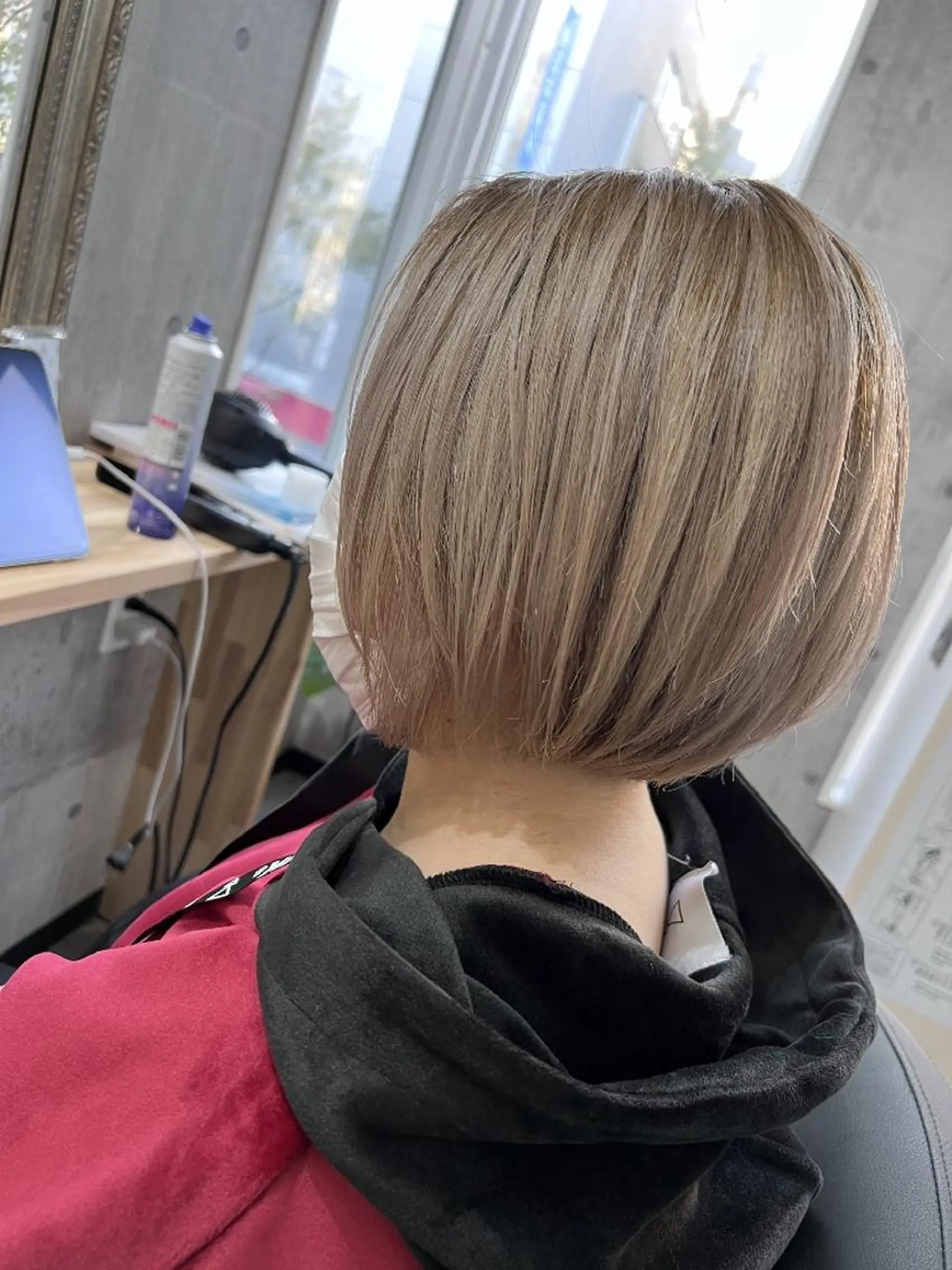 ショート ハイライト サニーサイド大名 ダブルカラー髪質改善のヘアスタイル