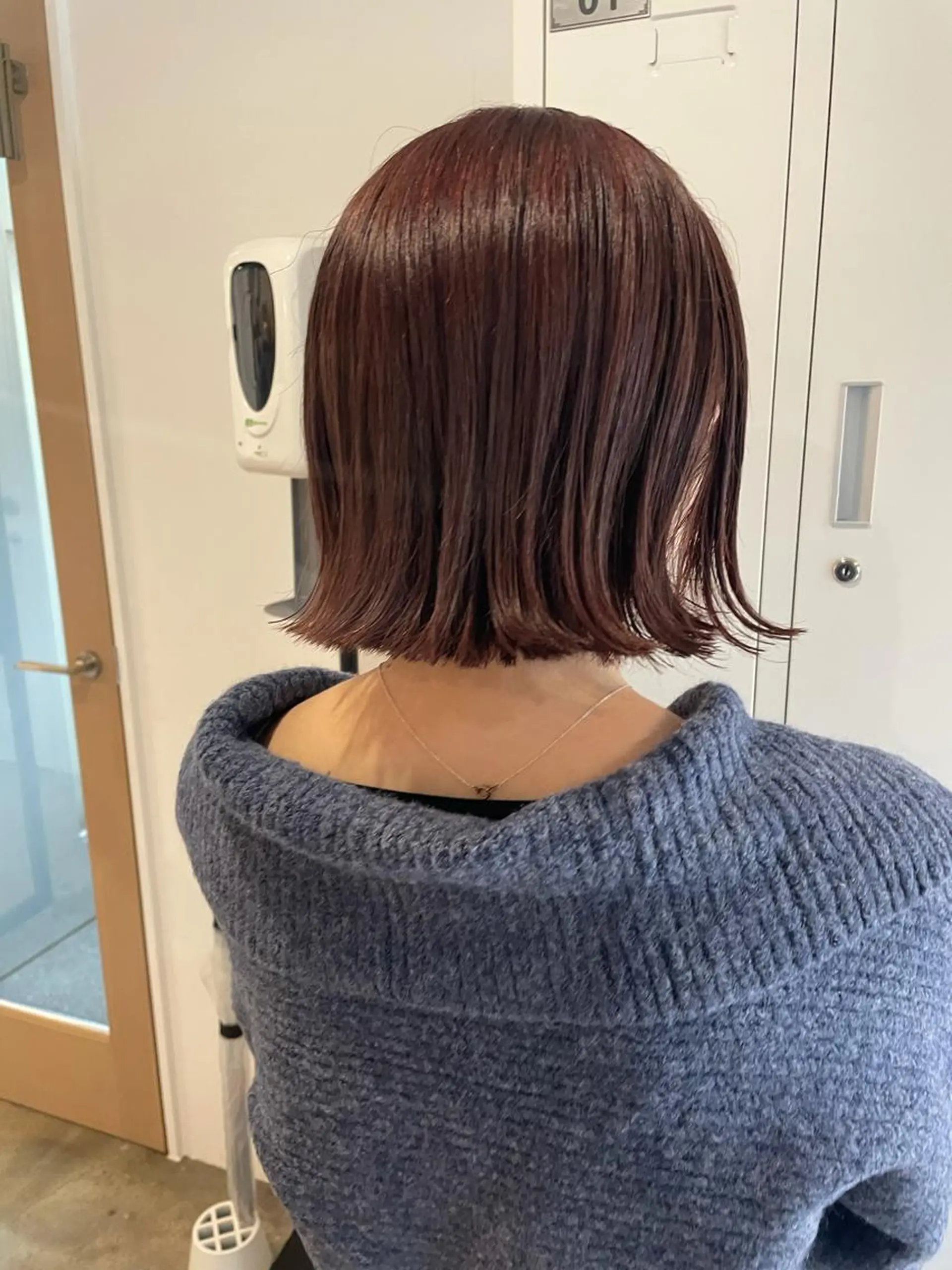 ミディアム カラー ブリーチ ブリーチなしカラー ピンクカラー ボブ 外ハネヘア カット ヘアカラー トリートメント 中目黒🌼 🌼ハナのヘアスタイル