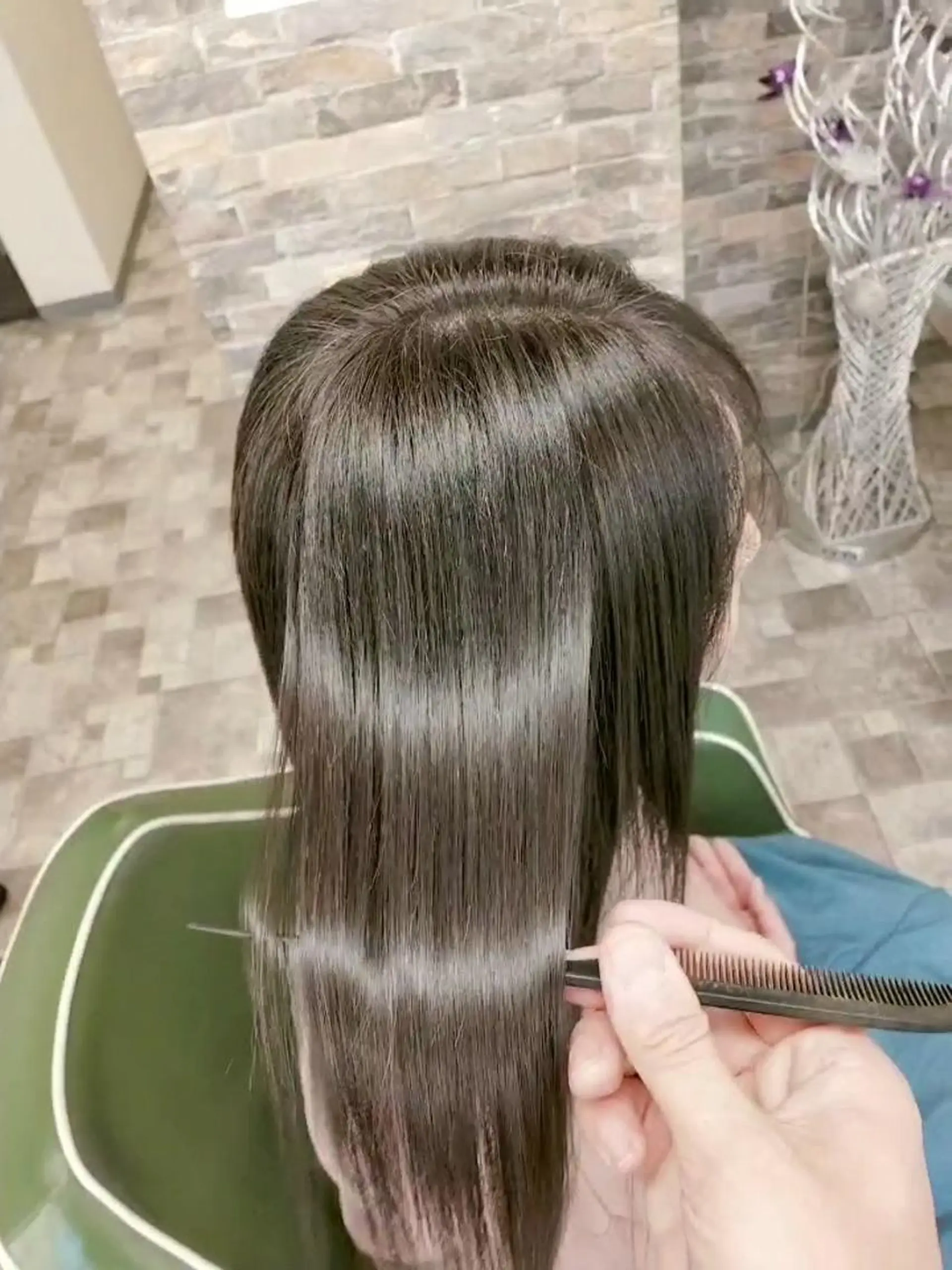 ロング カラー アクアカラー 顔周りカット 髪質改善 ロング 小顔カット デザインカラー髪質 改善Lilithのその他イメージ