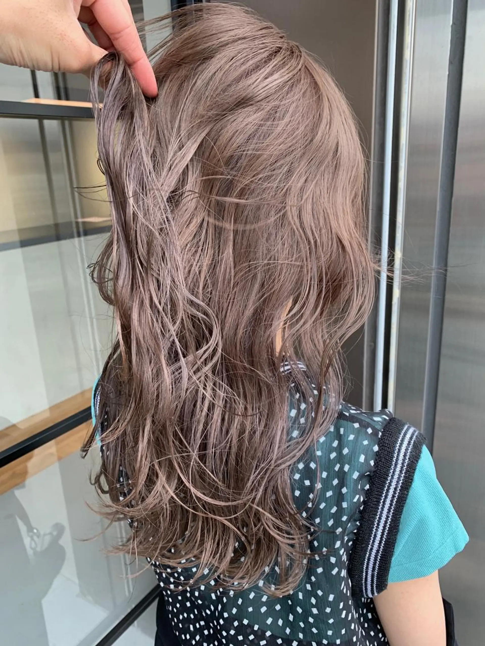 ロング パーマ Nikiita/ shionのヘアスタイル