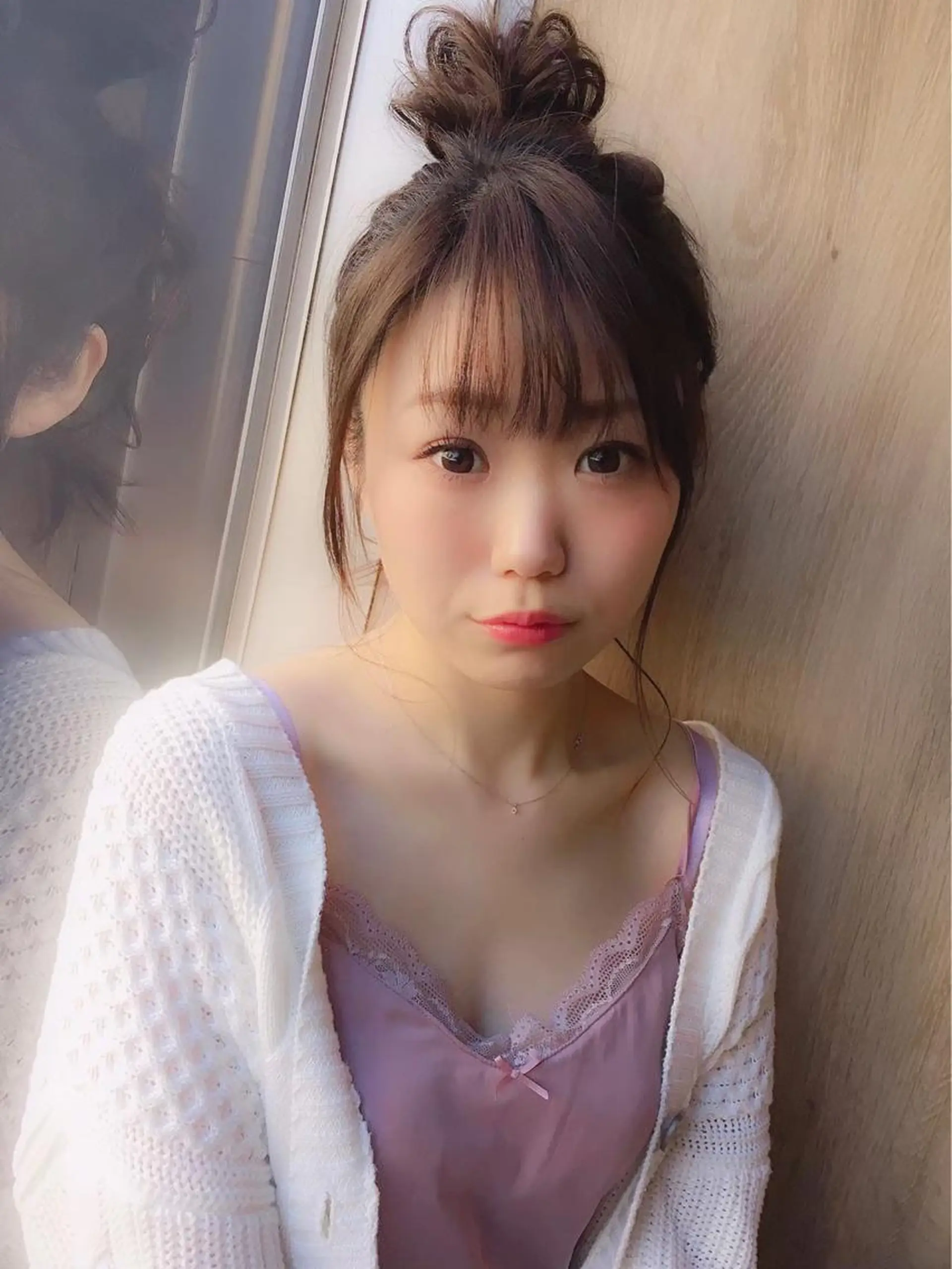 ミディアム カラー ヘアアレンジ お団子ヘア 當間 大知のヘアスタイル