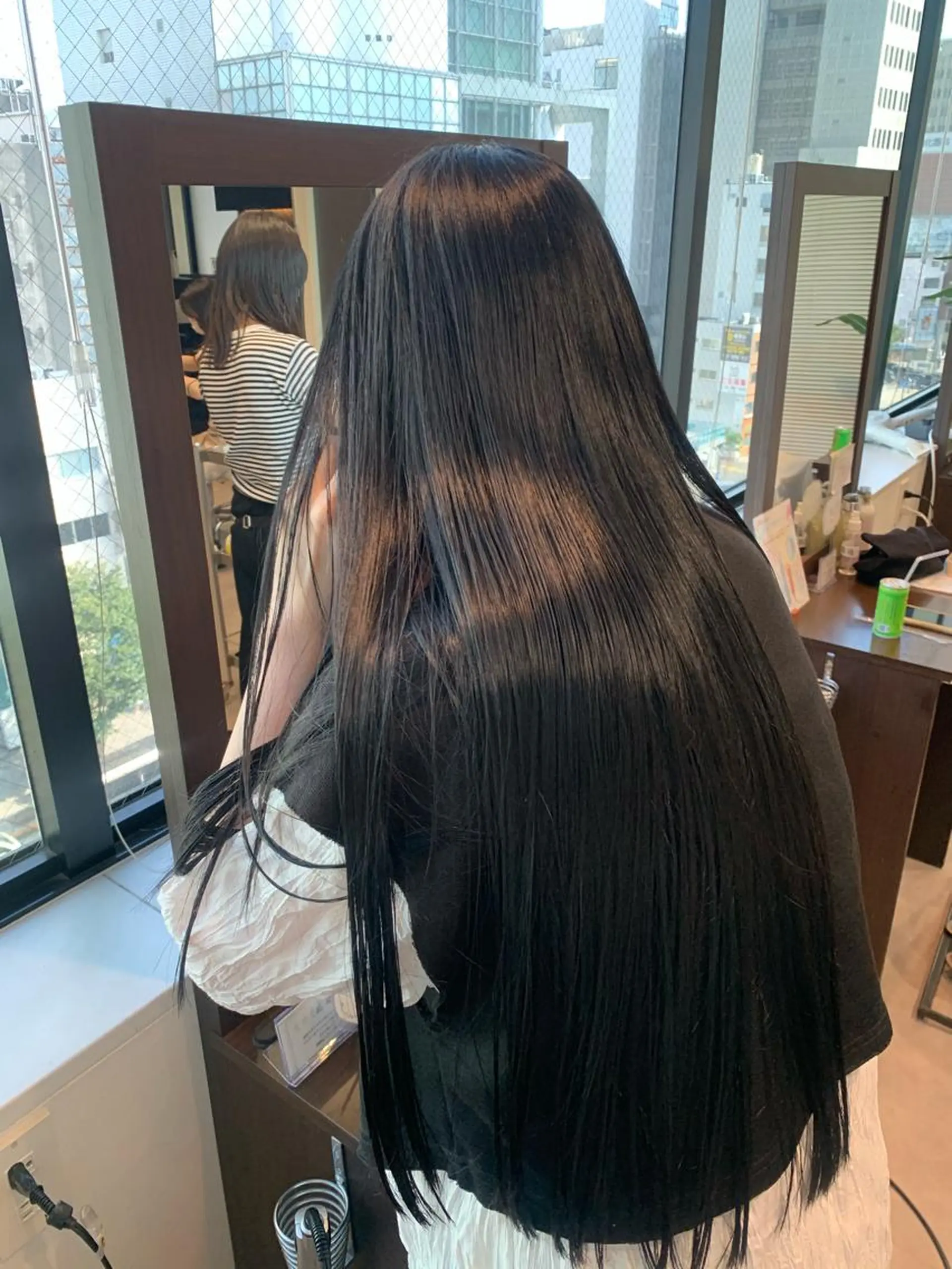 ロング Eleanor 池袋 ミカのヘアスタイル