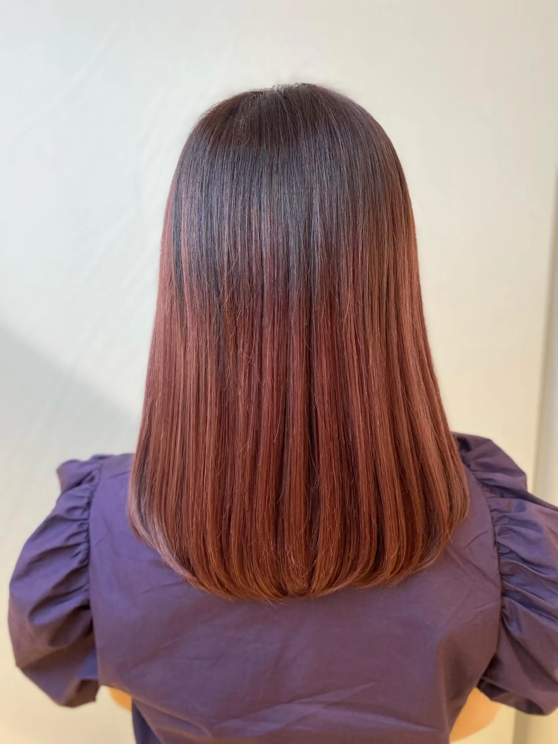 セミロング カラー 🩵波巻き／ツイスパ HARU💎のヘアスタイル