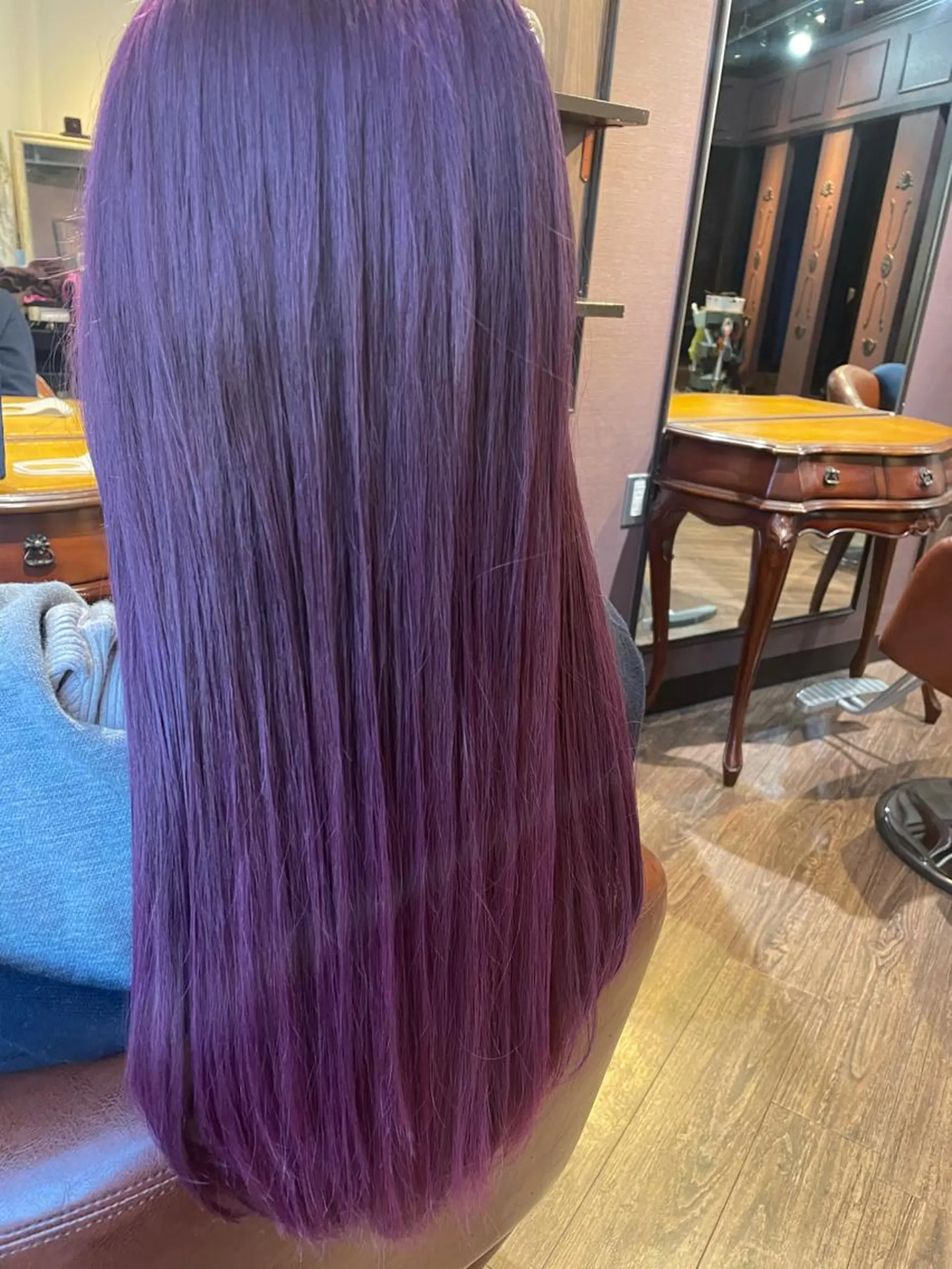 ロング カラー ブリーチ グラデーションカラー パープルカラー artehair 新小岩のマツエク・マツパデザイン