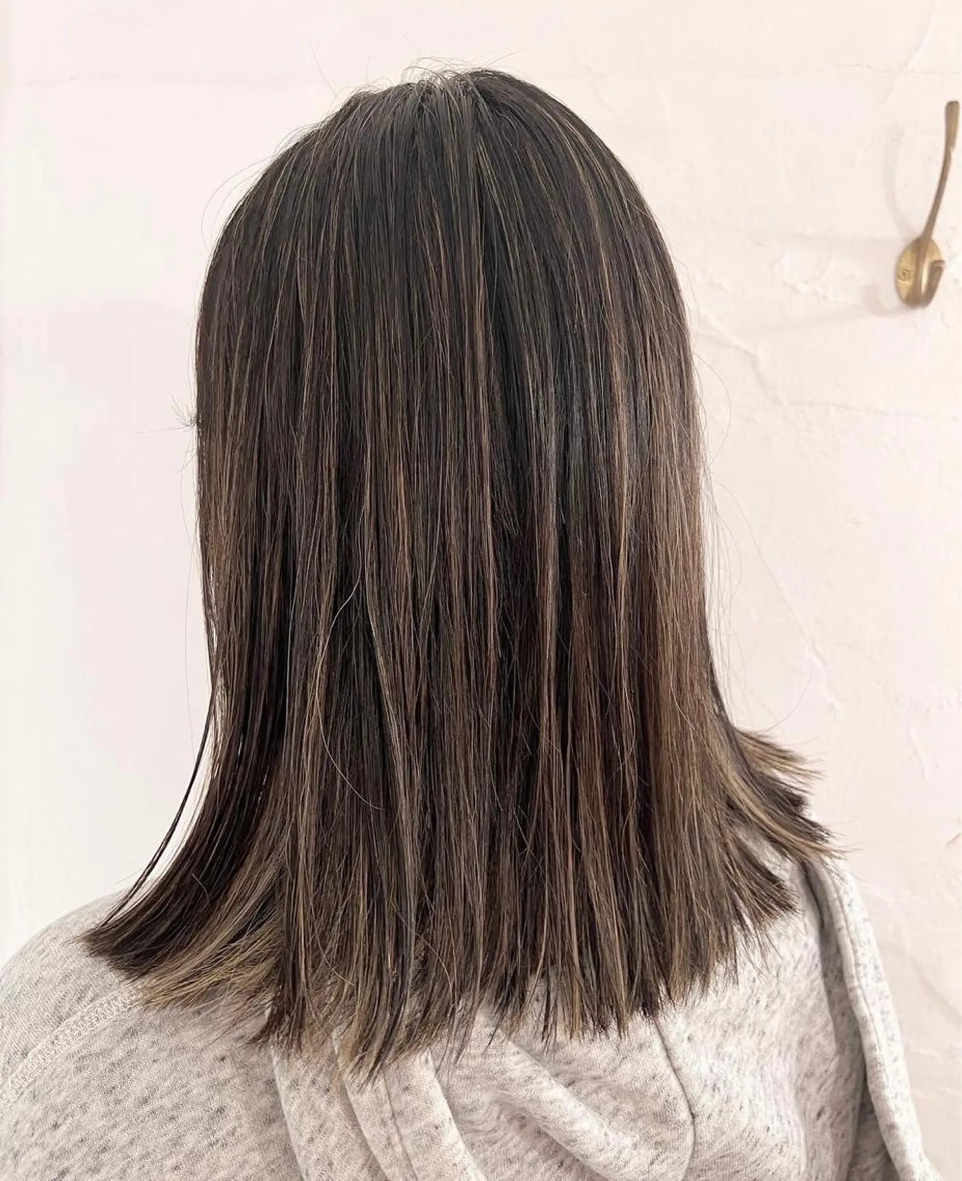 セミロング ヘアカラー トリートメント 銀座/前髪顔まわり/ 透明感カラー/danのヘアスタイル