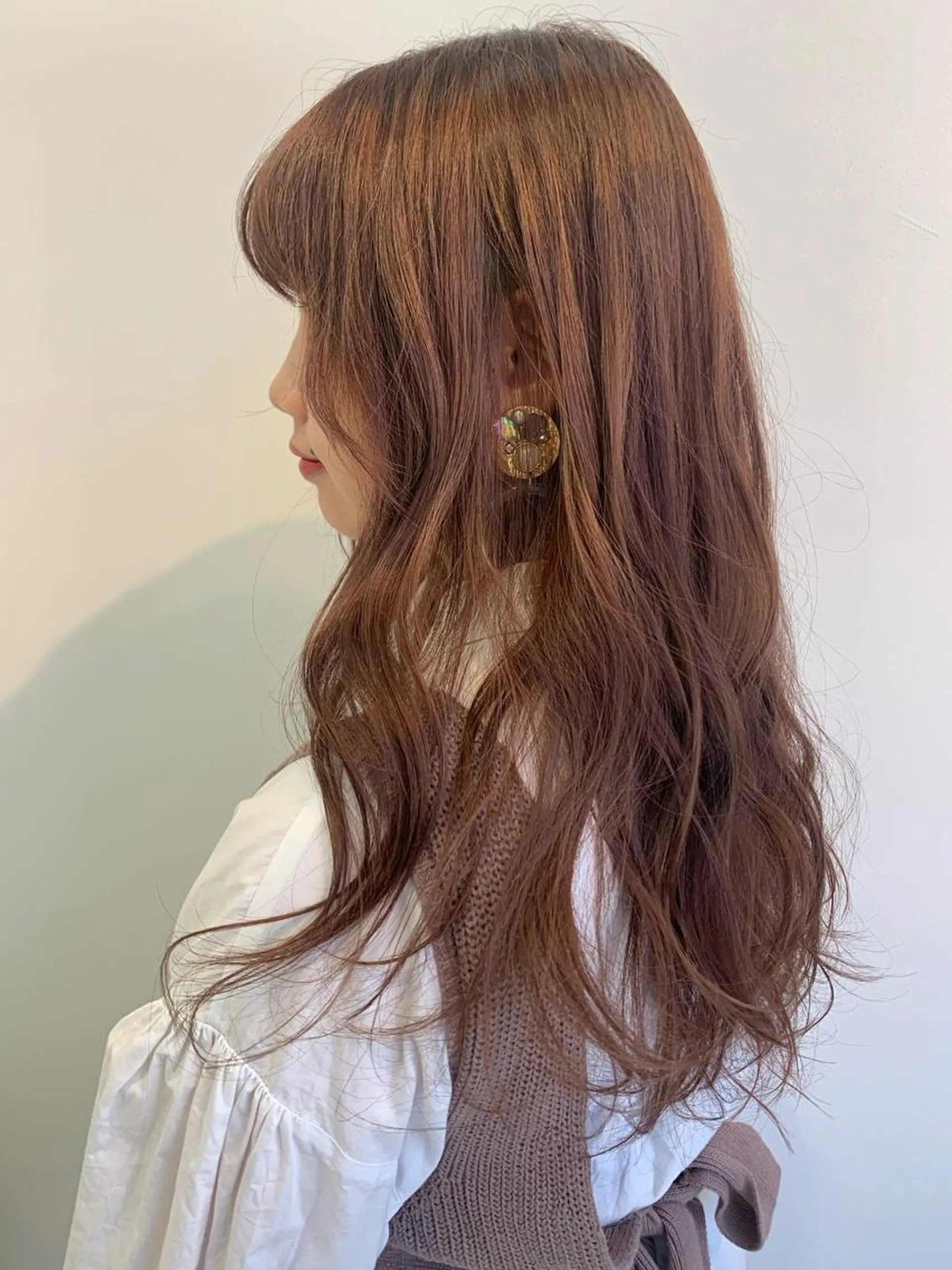 ロング カラー ブラウンカラー 透明感カラー ピンクカラー ピンクブラウン FILM hair design所属・梅本 有希のヘアスタイル