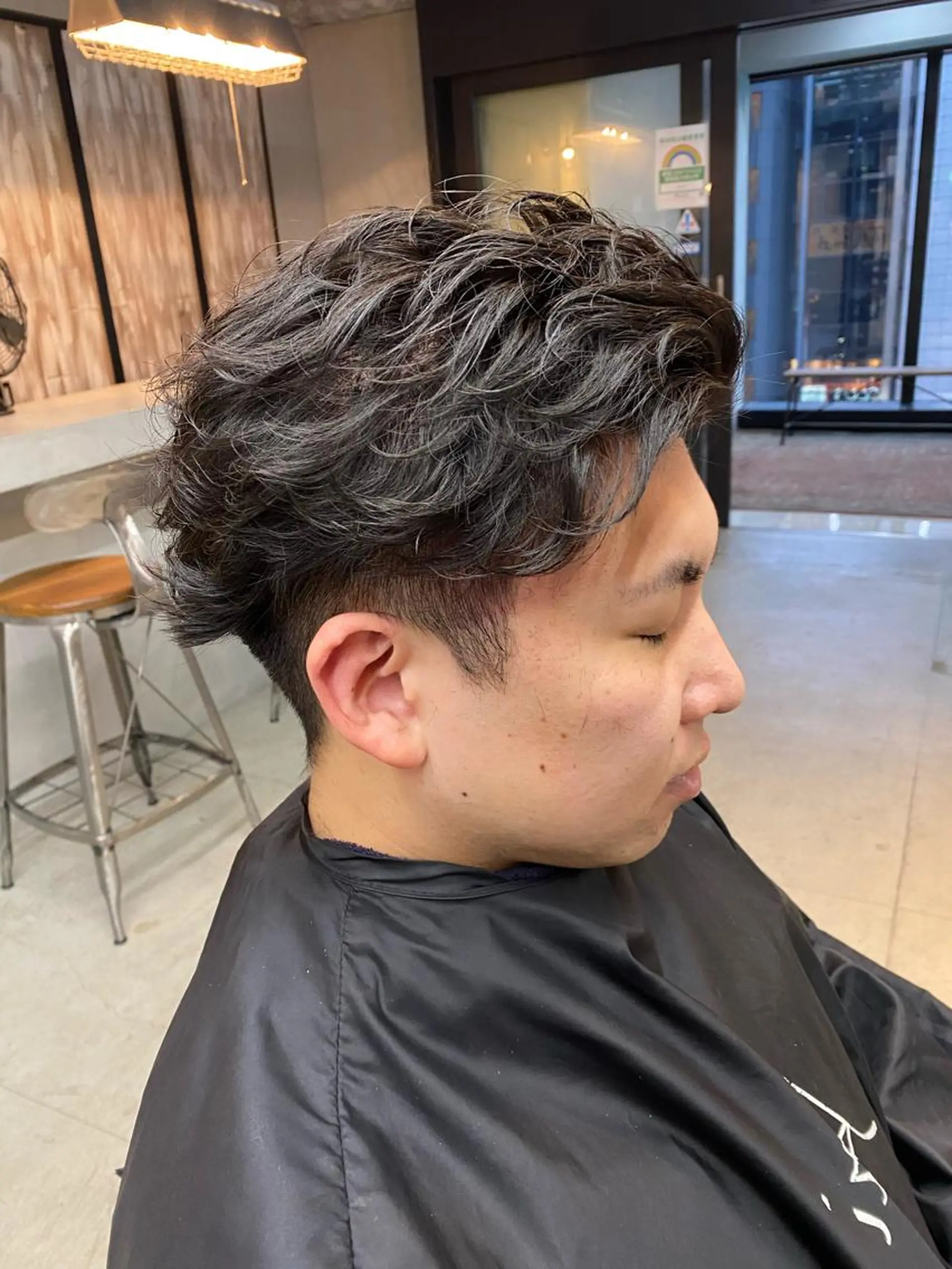 ショート パーマ メンズ カット パーマ ヘアセット Ameri/髪質改善 /韓国ヘア🇰🇷のヘアスタイル