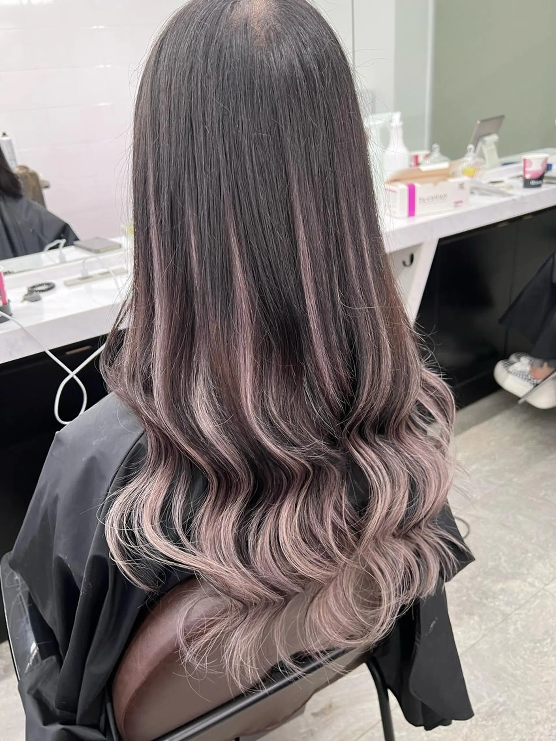 ロング カラー ヘアカラー エクステ とも🏆プルエクステ /髪質改善🏆渋谷のヘアスタイル