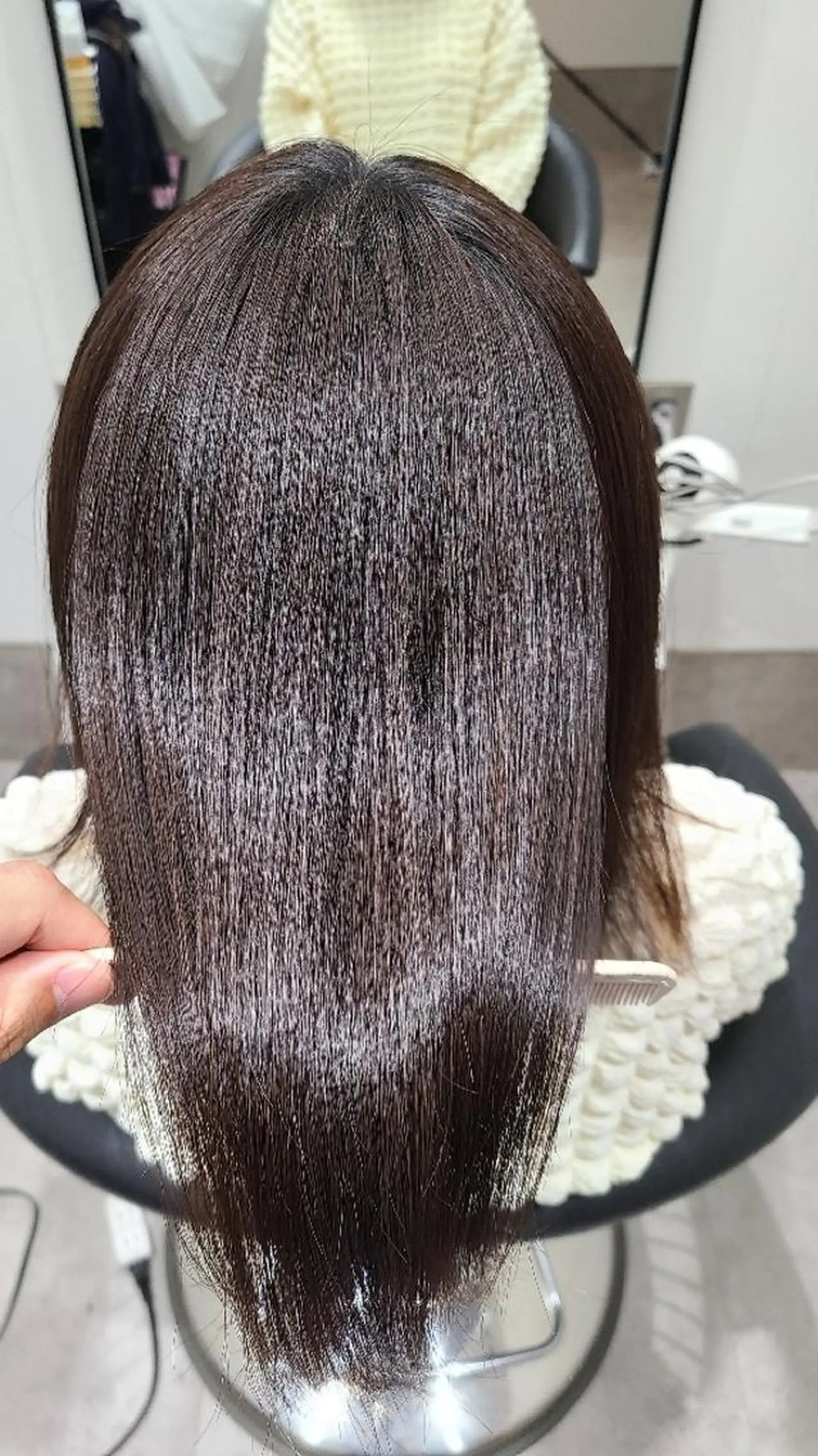 ミディアム GO TODAYシェアサロン岡山店所属・🎗️髪質改善・美髪 艶髪🥇小西邦生のヘアスタイル