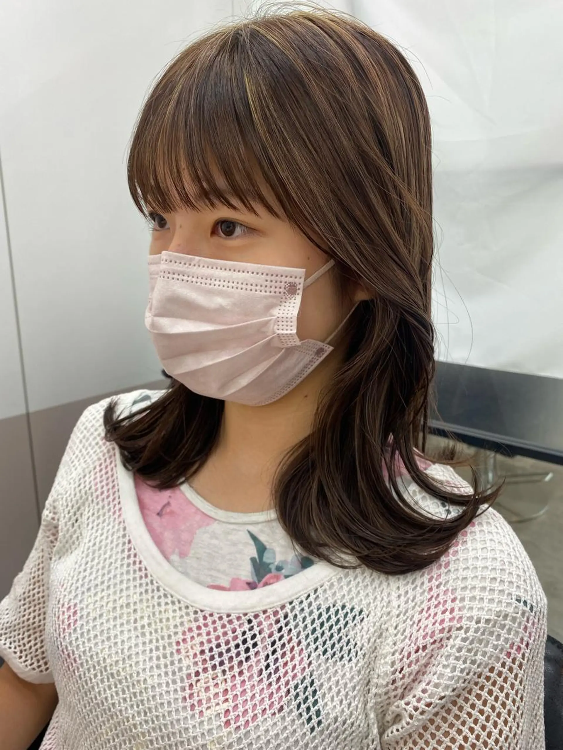 ミディアム くびれヘア カット 三浦 望のヘアスタイル