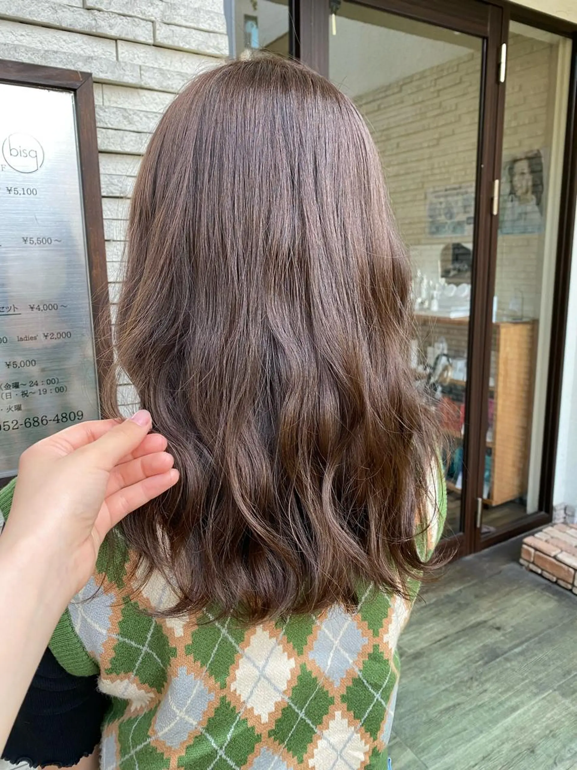 カラー ブリーチ 透明感カラー ダブルカラー ブリーチなしカラー フェイスヘアークリエイション所属・大形 誉のヘアスタイル