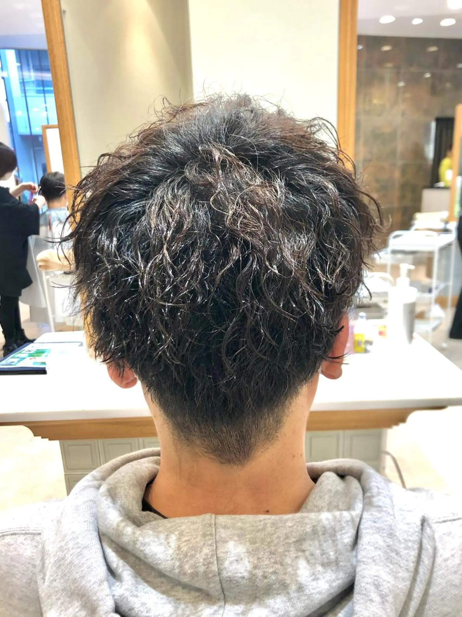 ショート パーマ メンズ 小林 優太 メンズパーマ✨のヘアスタイル