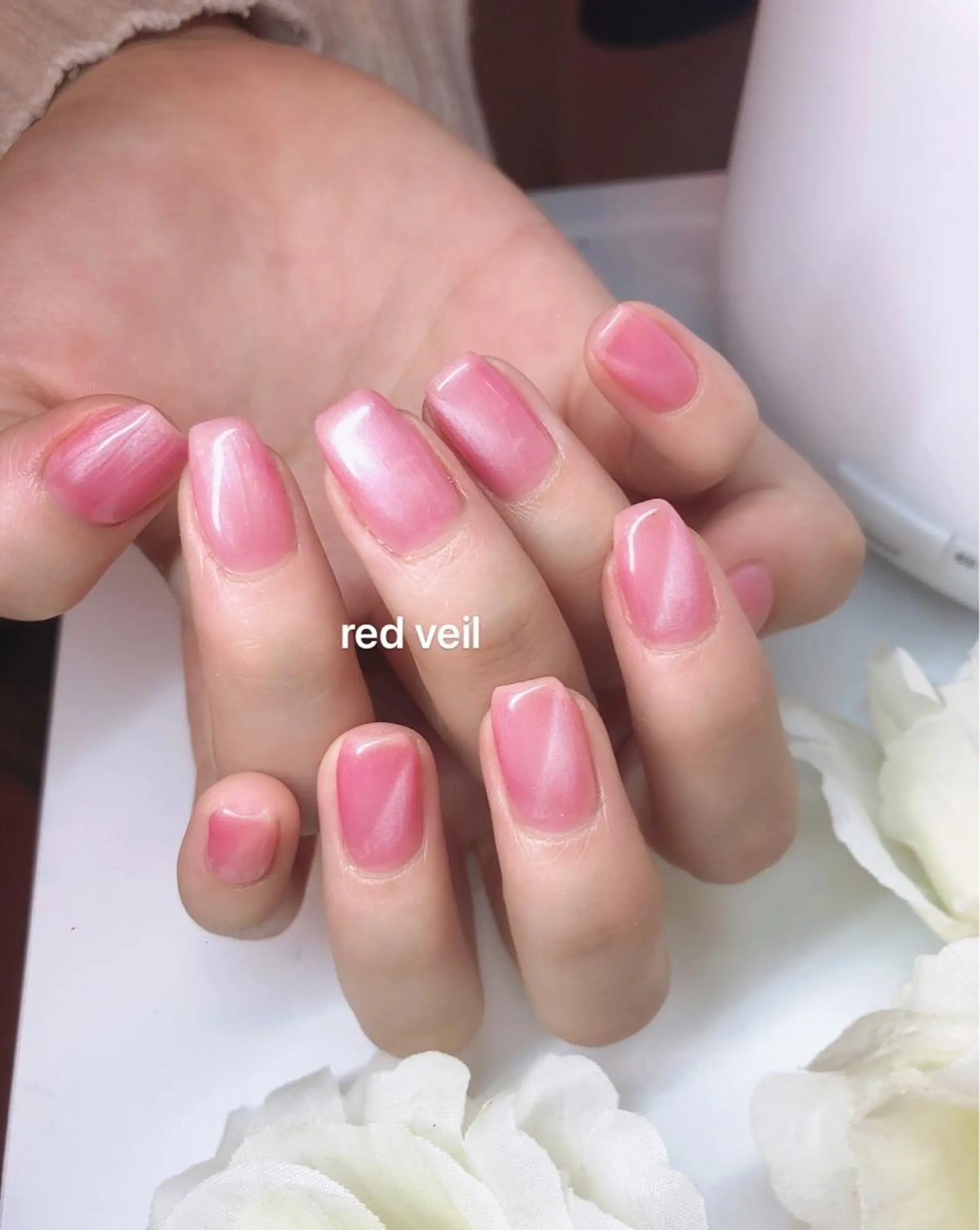 ミディアム ネイル ハンドネイル 長さ出し専門 nynaのネイルデザイン