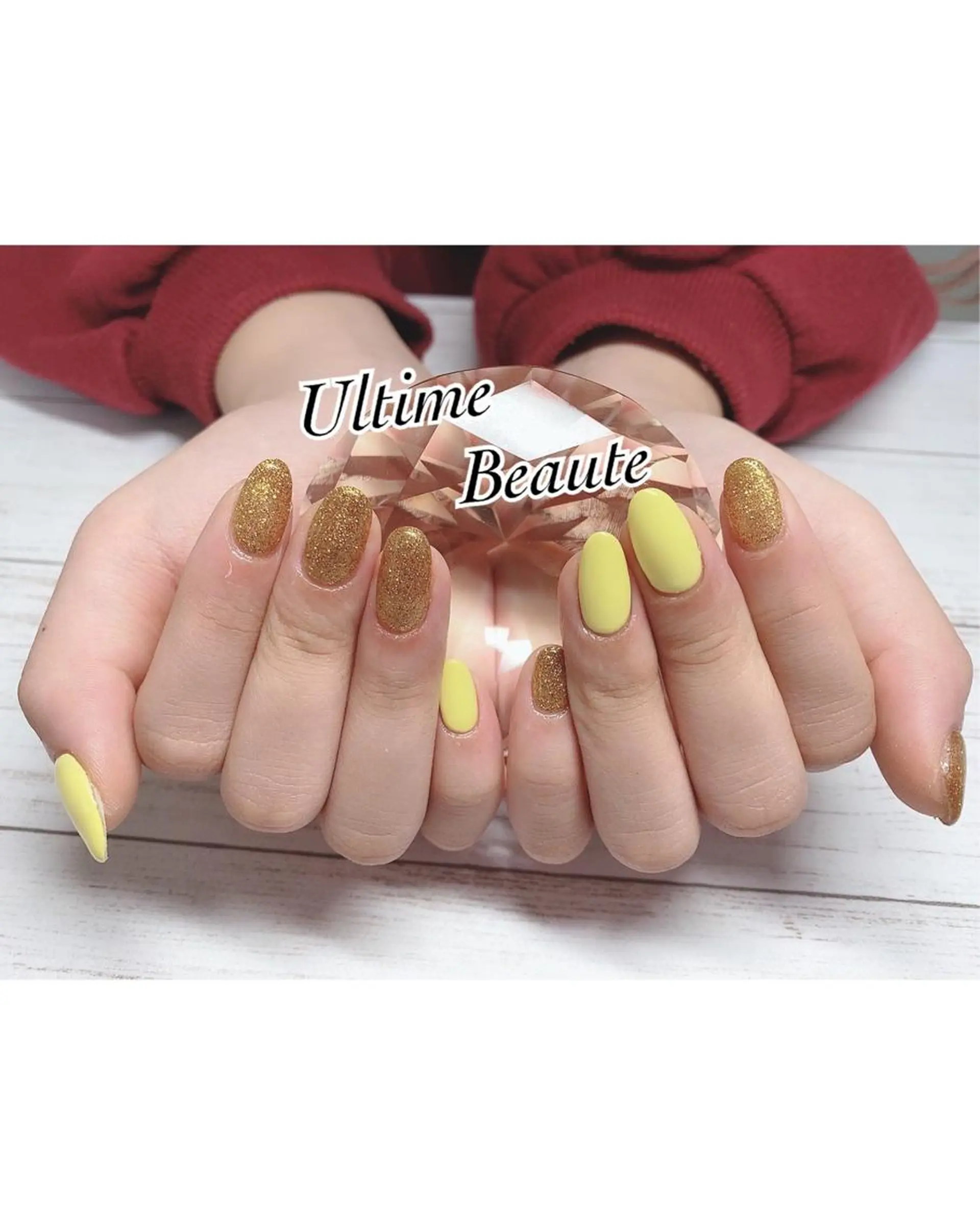ネイル ゴールド ラメ(グリッター) パステルネイル 黄色 石塚 亜矢加のネイルデザイン