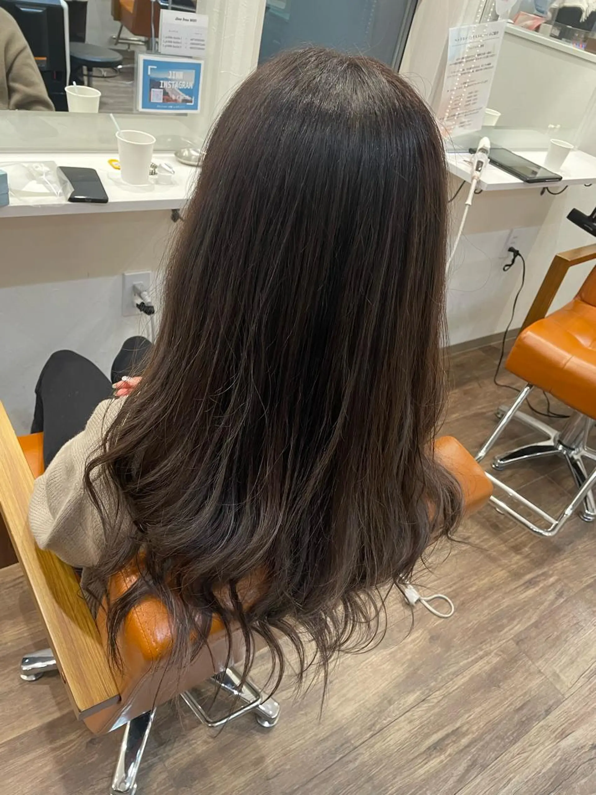 カラー 高崎 絵里子のヘアスタイル