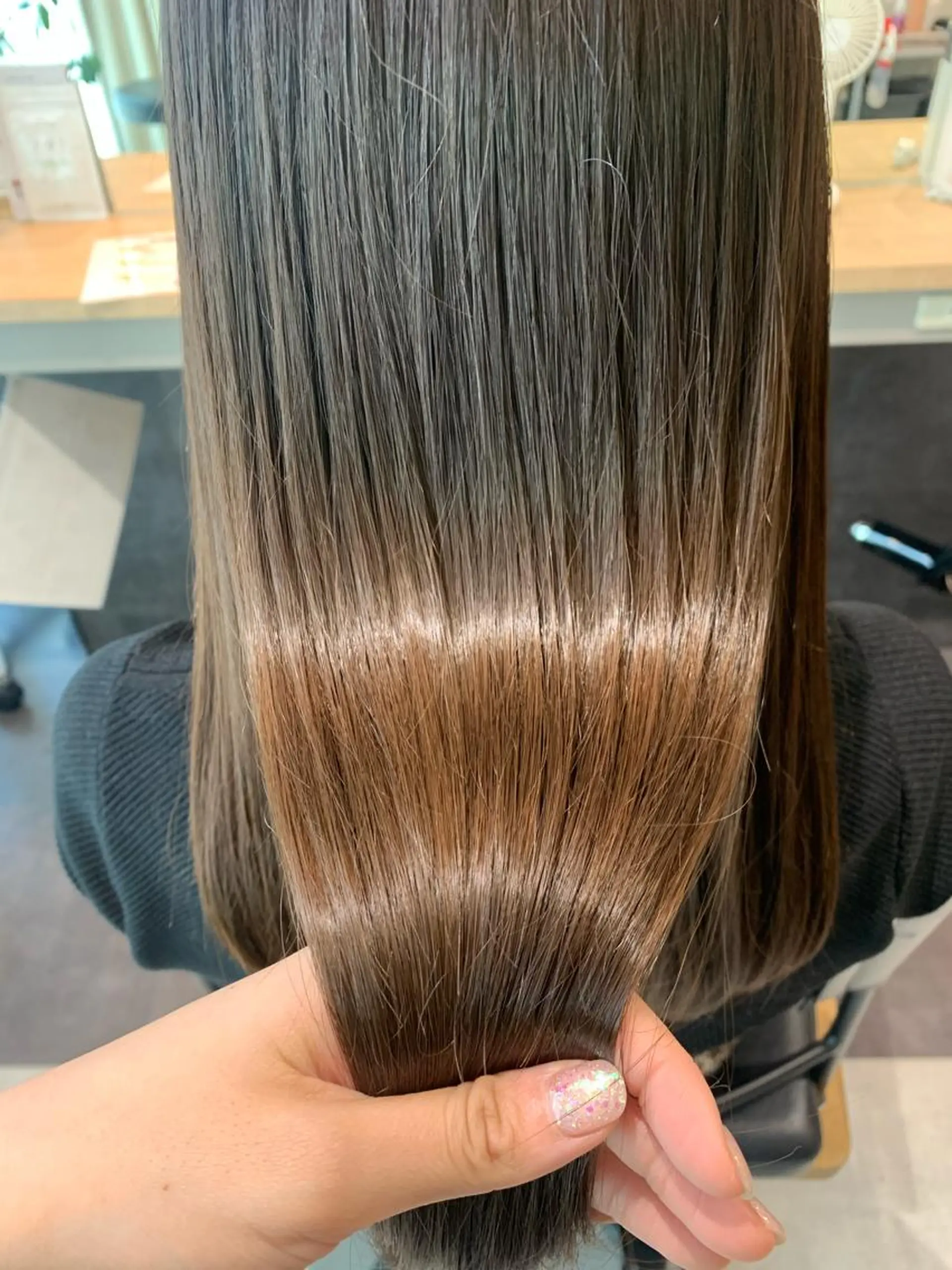 ロング 髪質改善 縮毛矯正 トリートメント トリートメント hub hair レイヤー/透明感のヘアスタイル