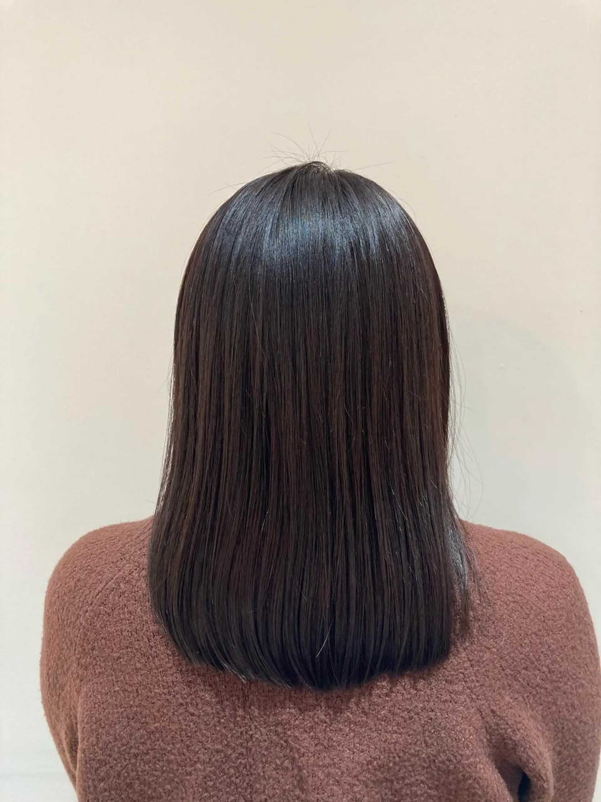 ミディアム カラー 前田 梨沙のヘアスタイル