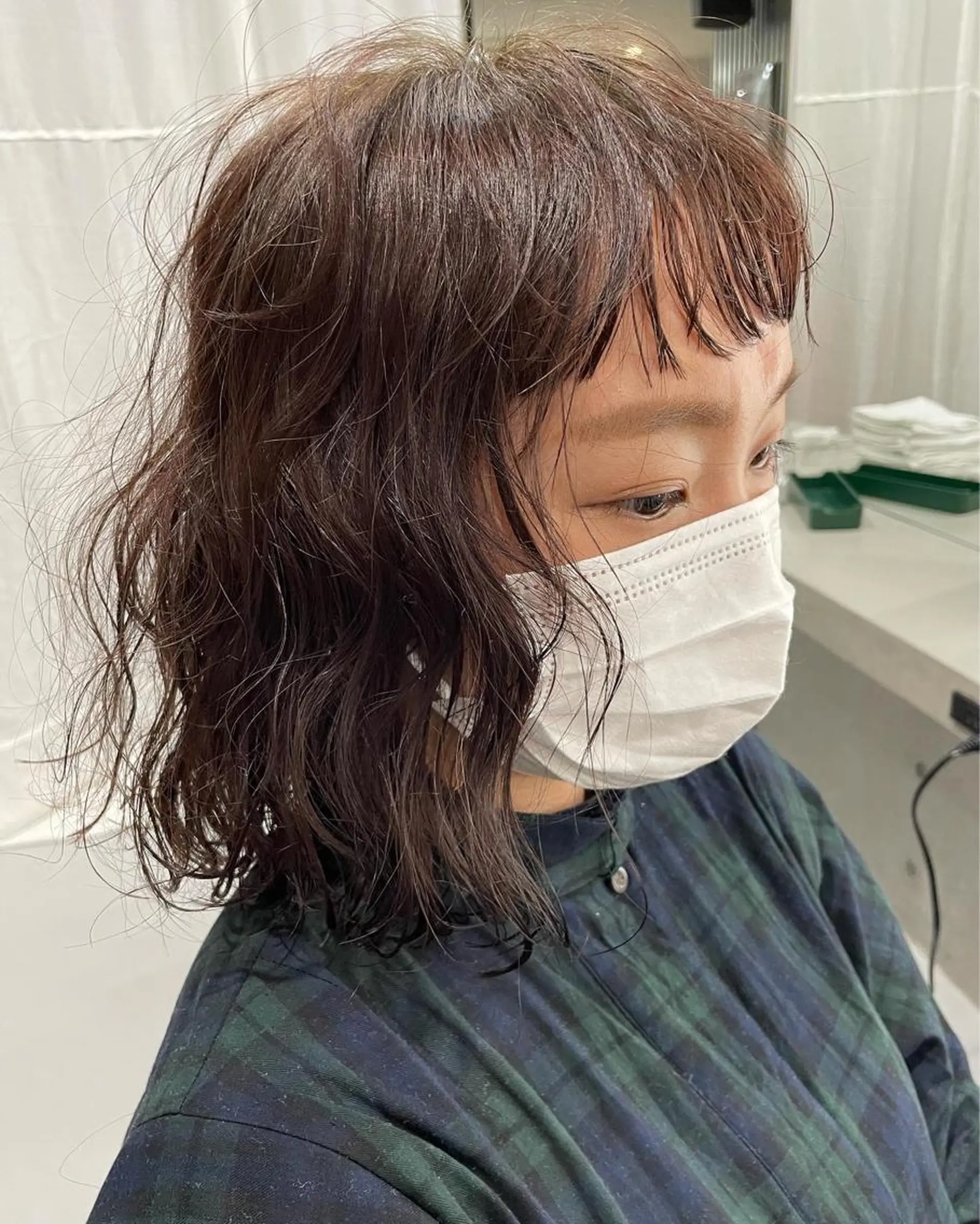 ミディアム パーマ しの　ゆきの THE REMMYのヘアスタイル