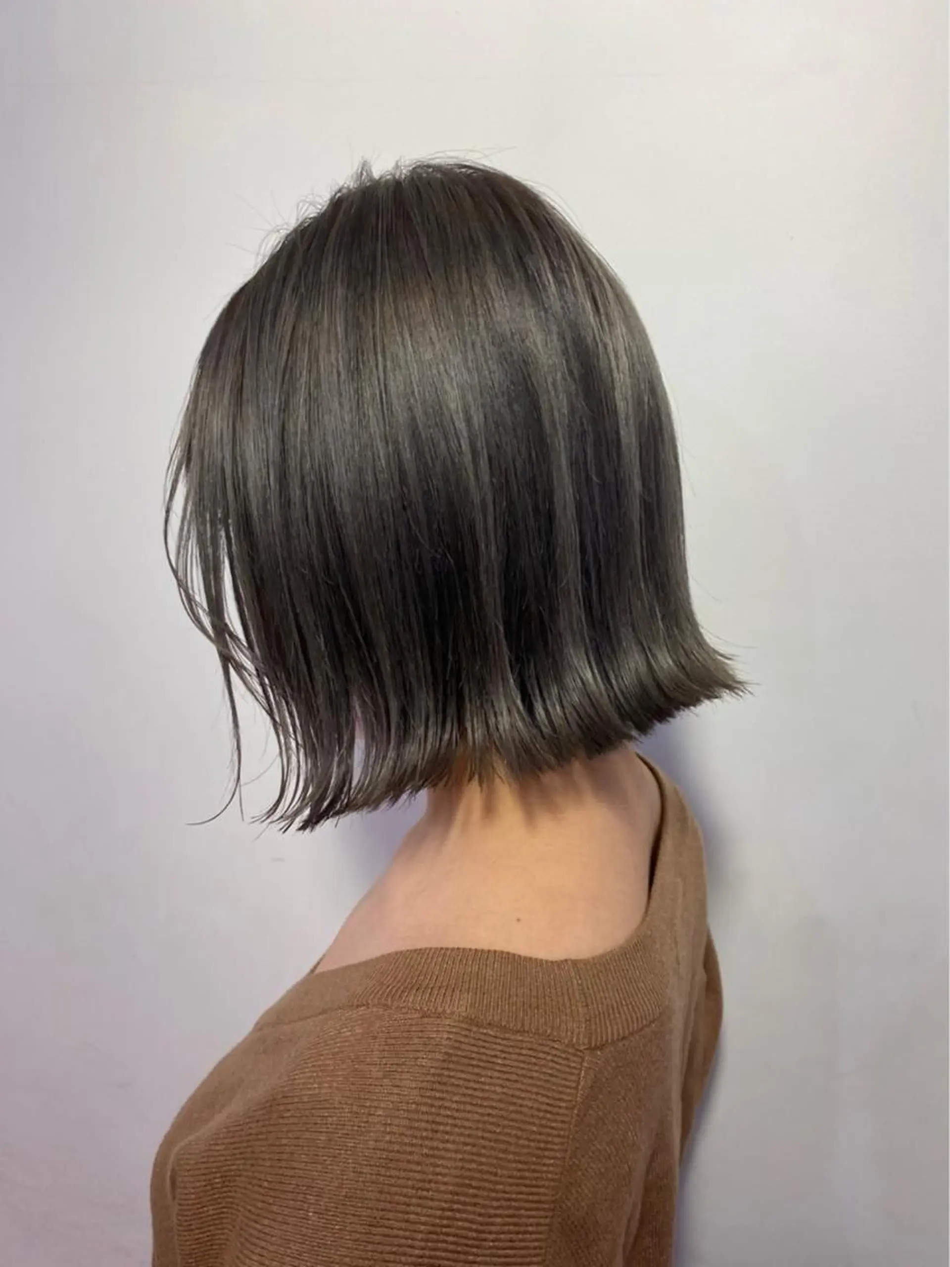 ショート カラー ヘアアレンジ 切りっぱなしボブ/ デザインカラー店長のヘアスタイル