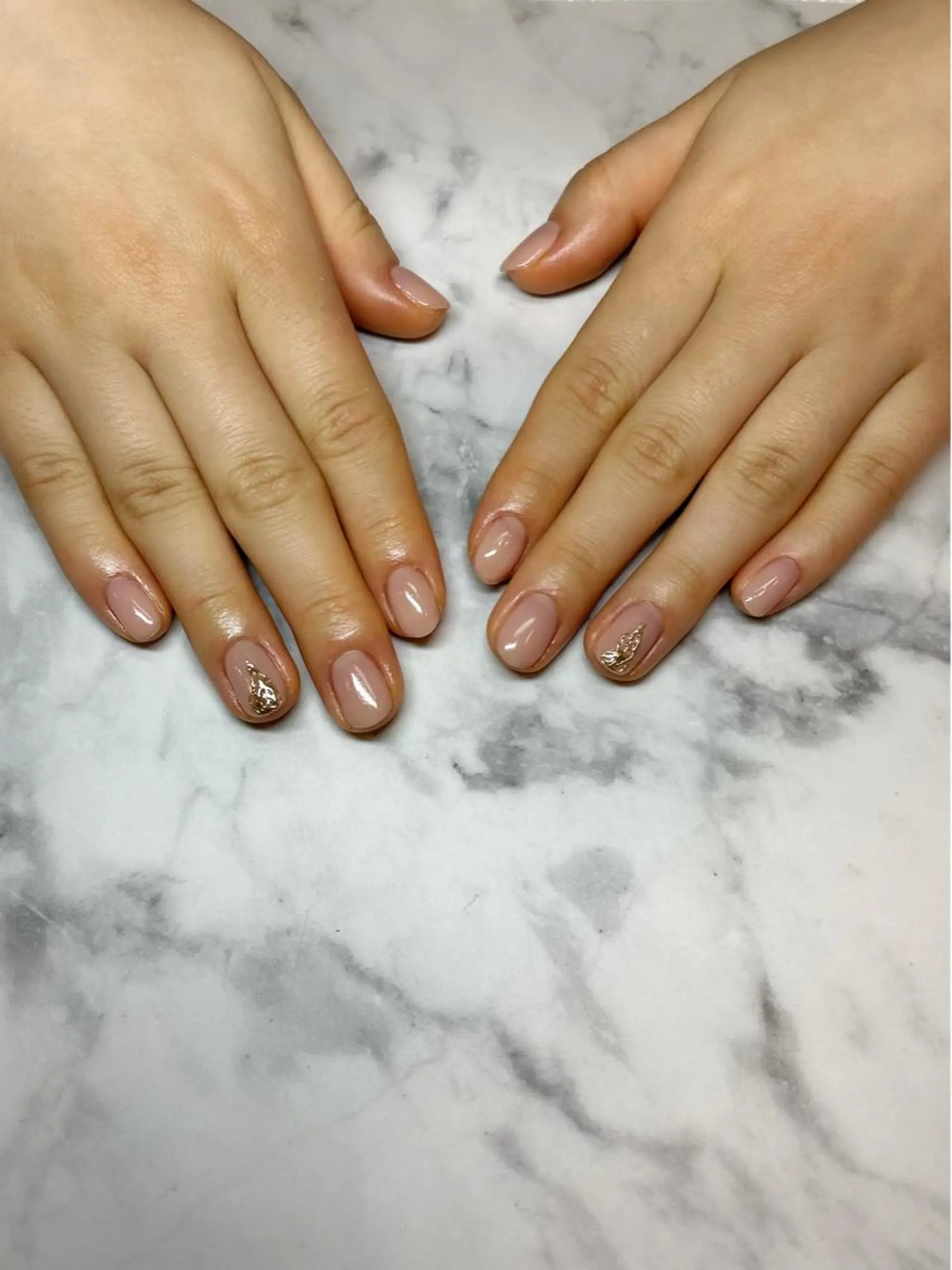 ネイル アートネイル キラキラネイル ミラーネイル ハンドネイル Beauty Salon GIGI所属・GIGI AYA🦋のネイルデザイン