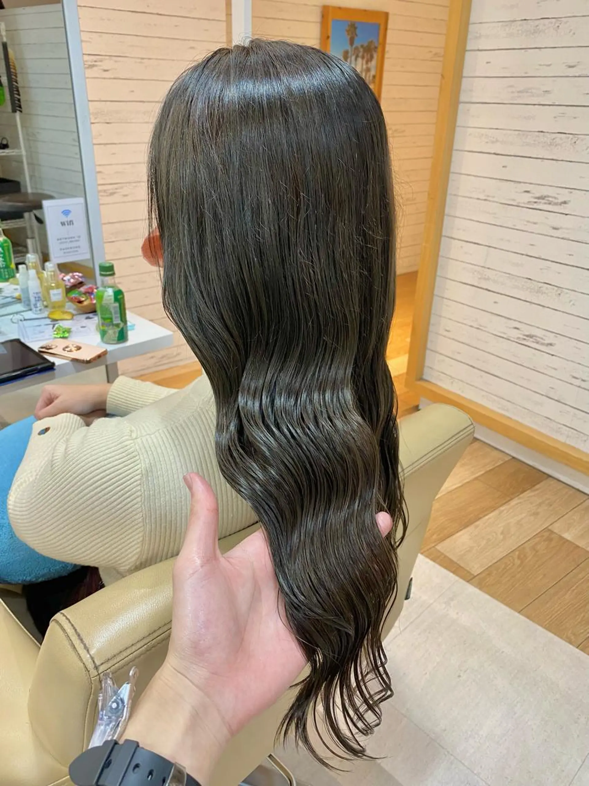 ミディアム ヘアカラー トリートメント 荒木 たけるのヘアスタイル