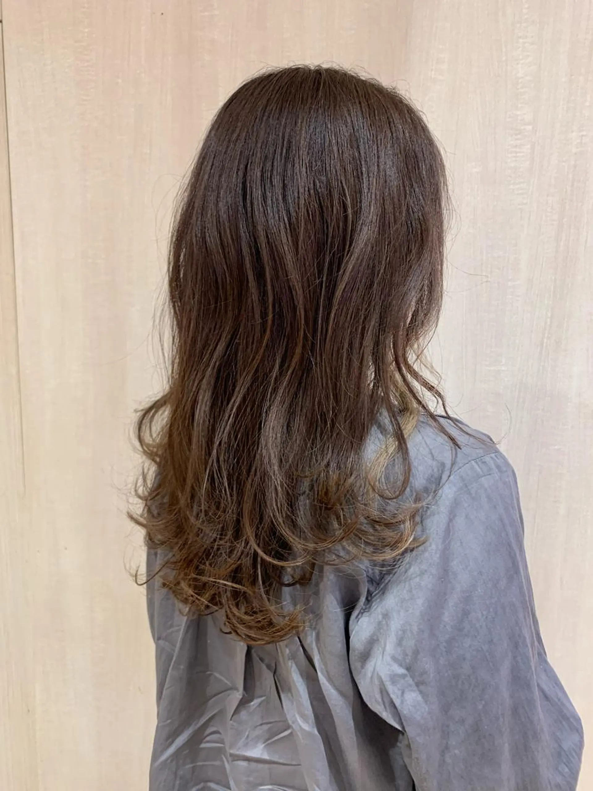 ロング カラー 藤森 希美のヘアスタイル