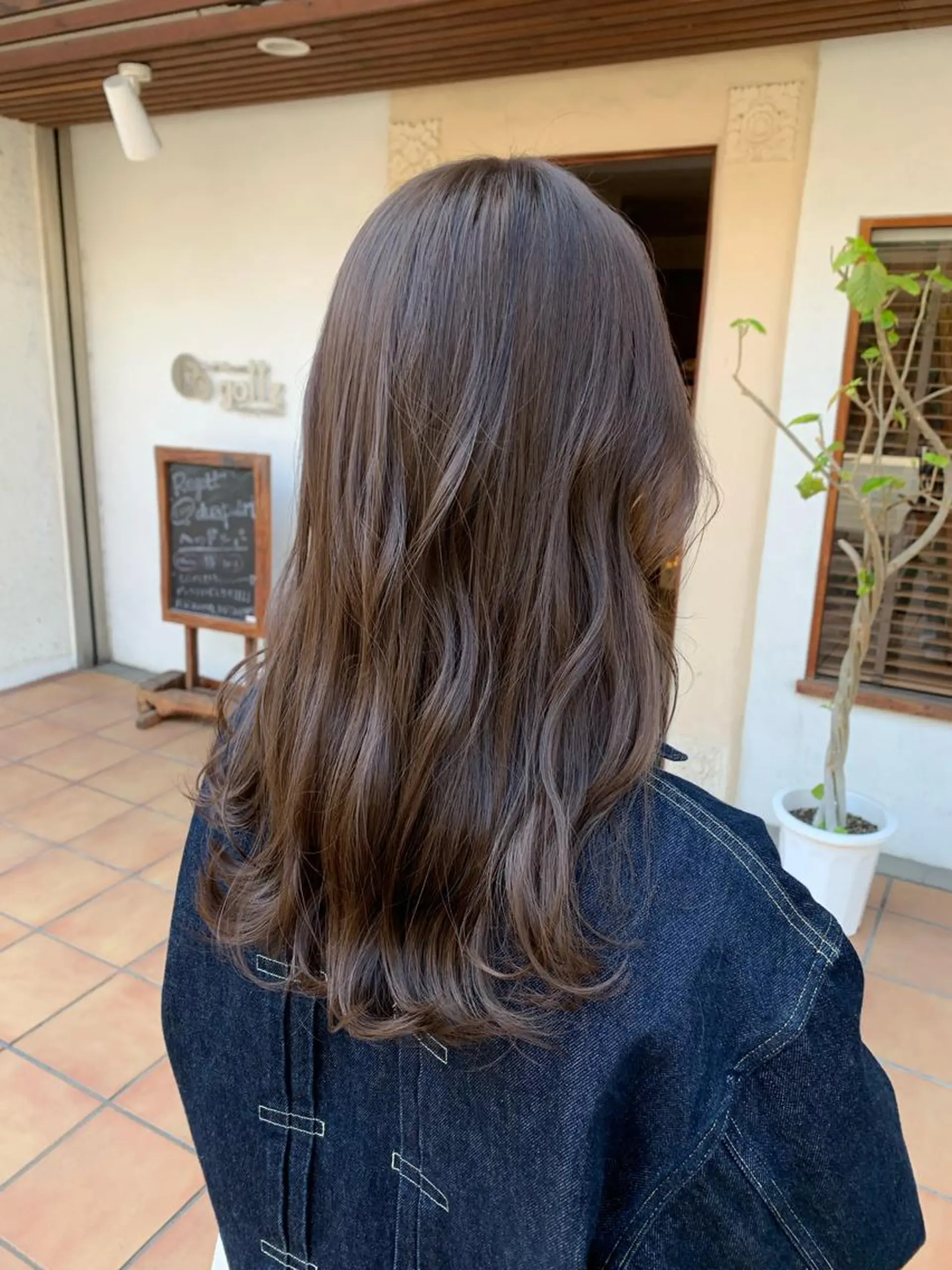 ロング カラー ヘアアレンジ カット ヘアカラー トリートメント ヘッドスパ putri 川邉 優花のヘアスタイル