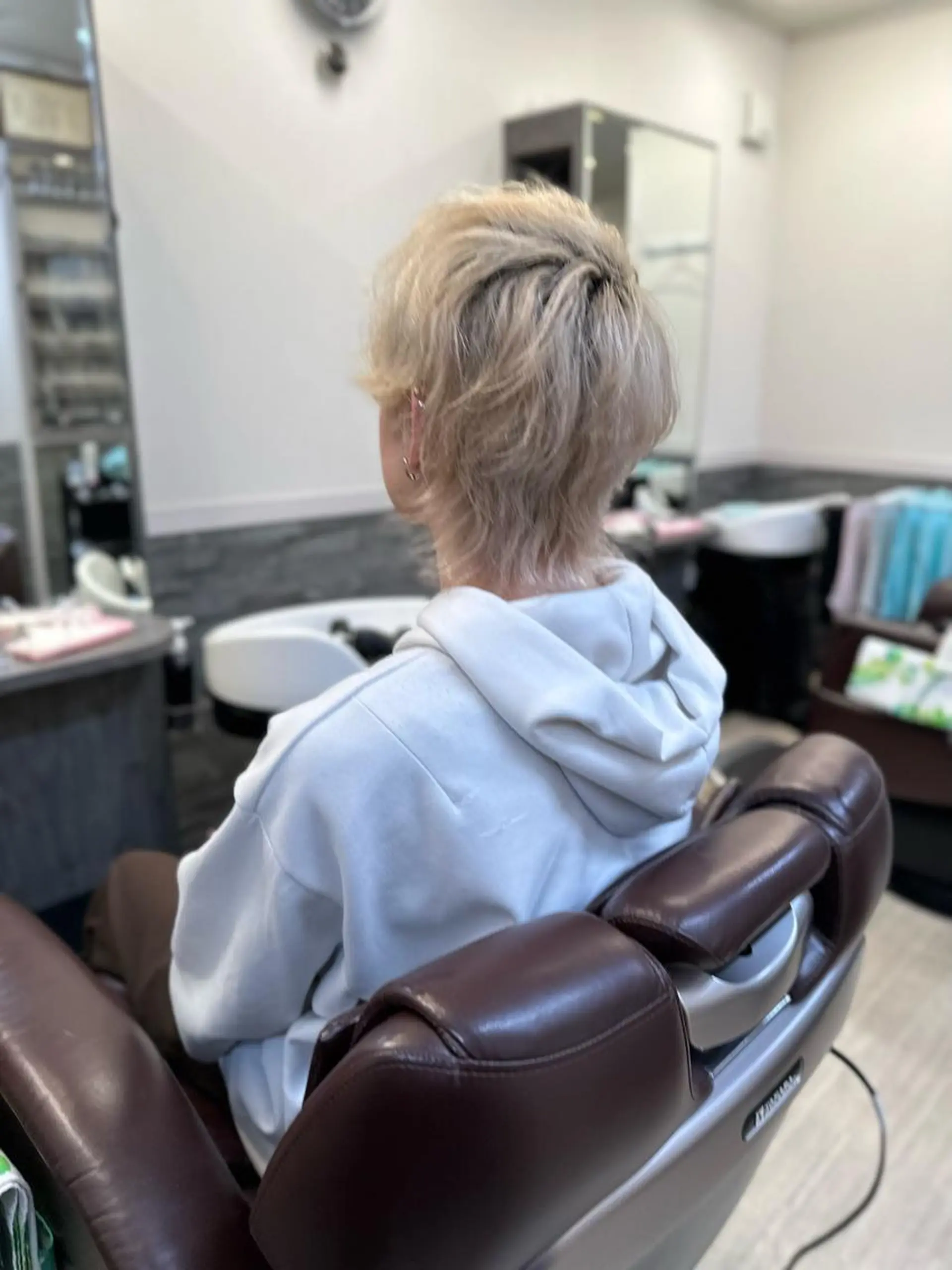 ミディアム メンズ メンズウルフカット ウルフカット 仲川 遼のヘアスタイル