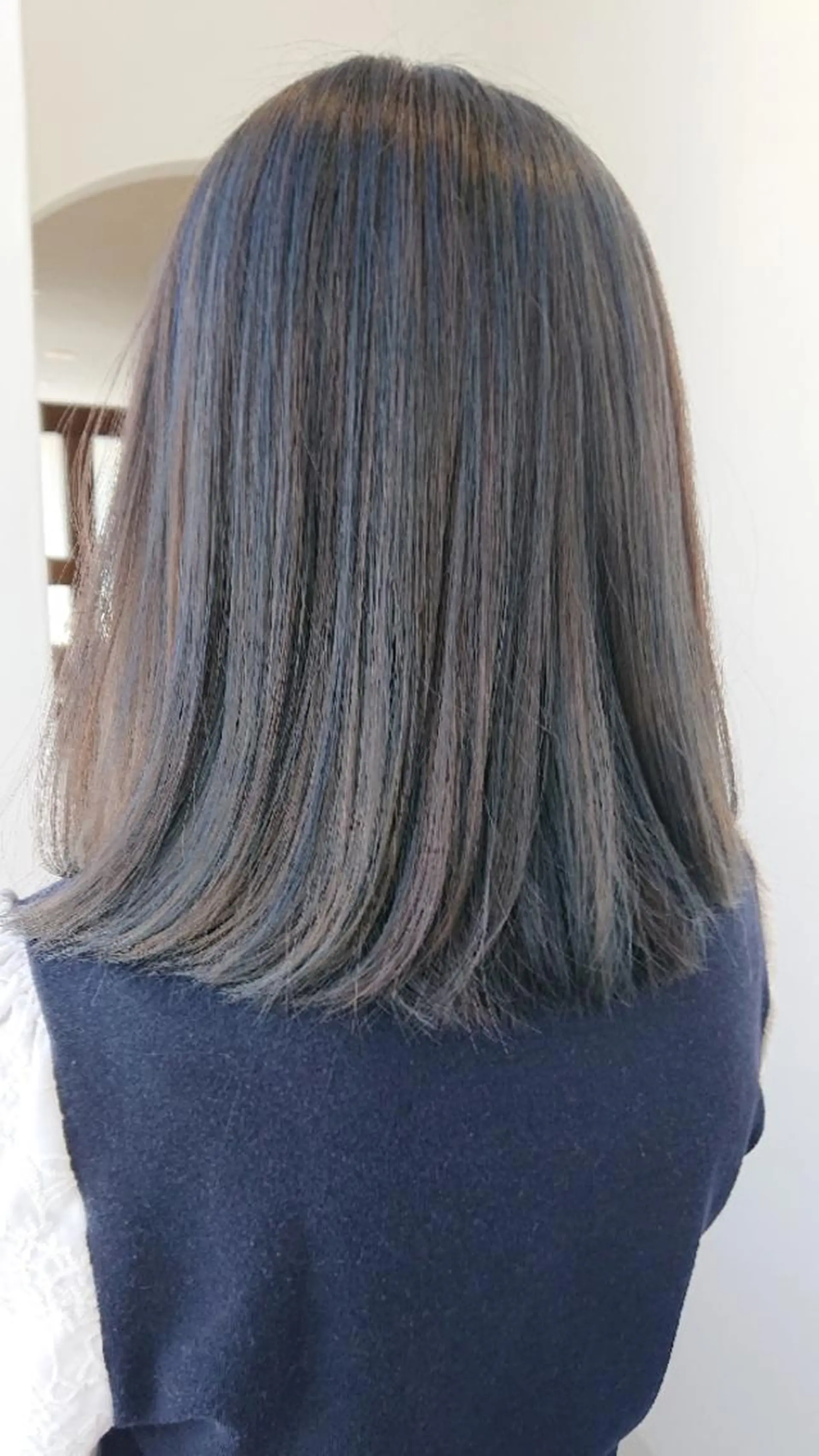 セミロング 松浦 美和【miwa】のヘアスタイル