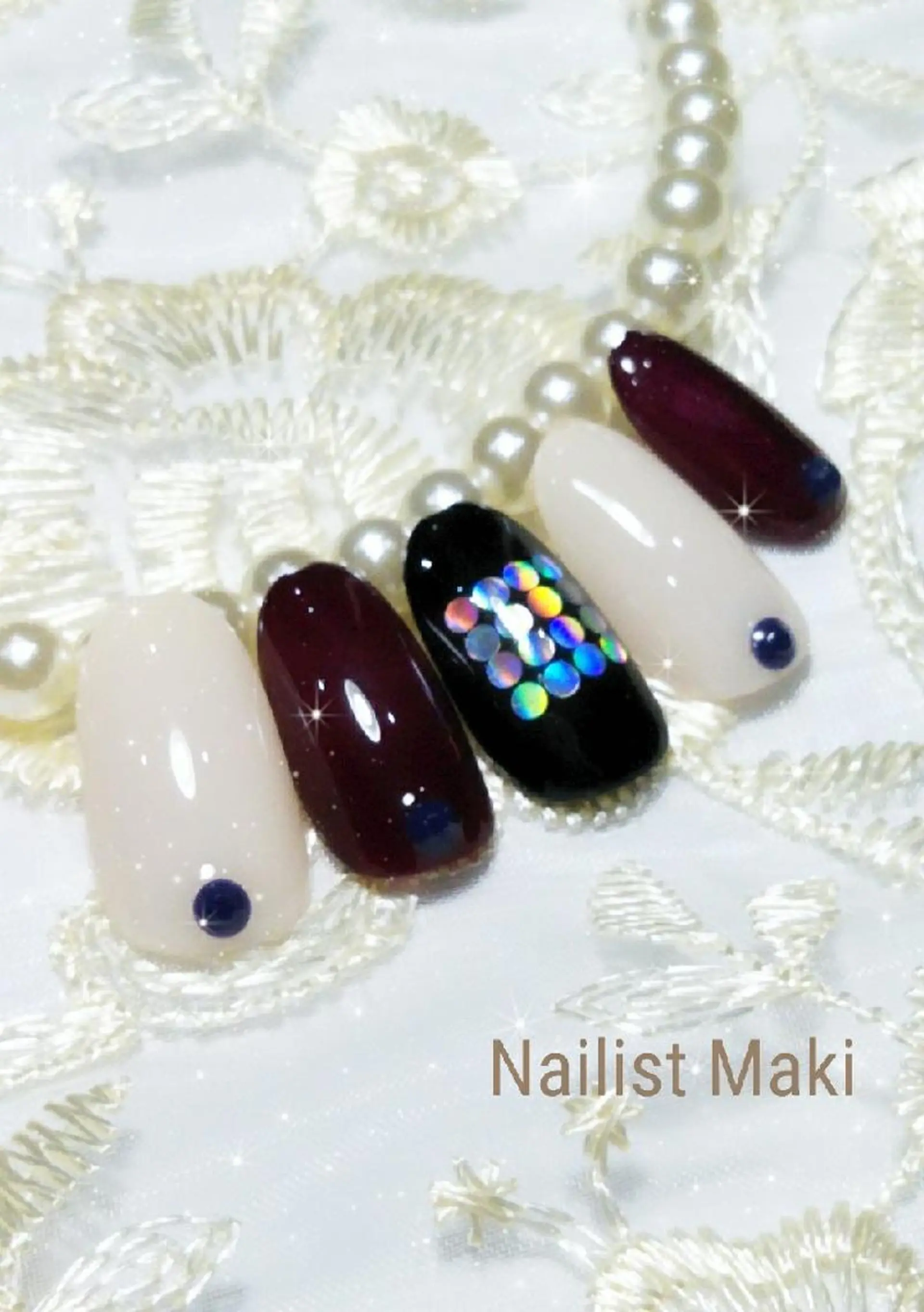 ネイル 小顔・毛穴・たるみ ネイル　似内真樹のエステ・リラクイメージ