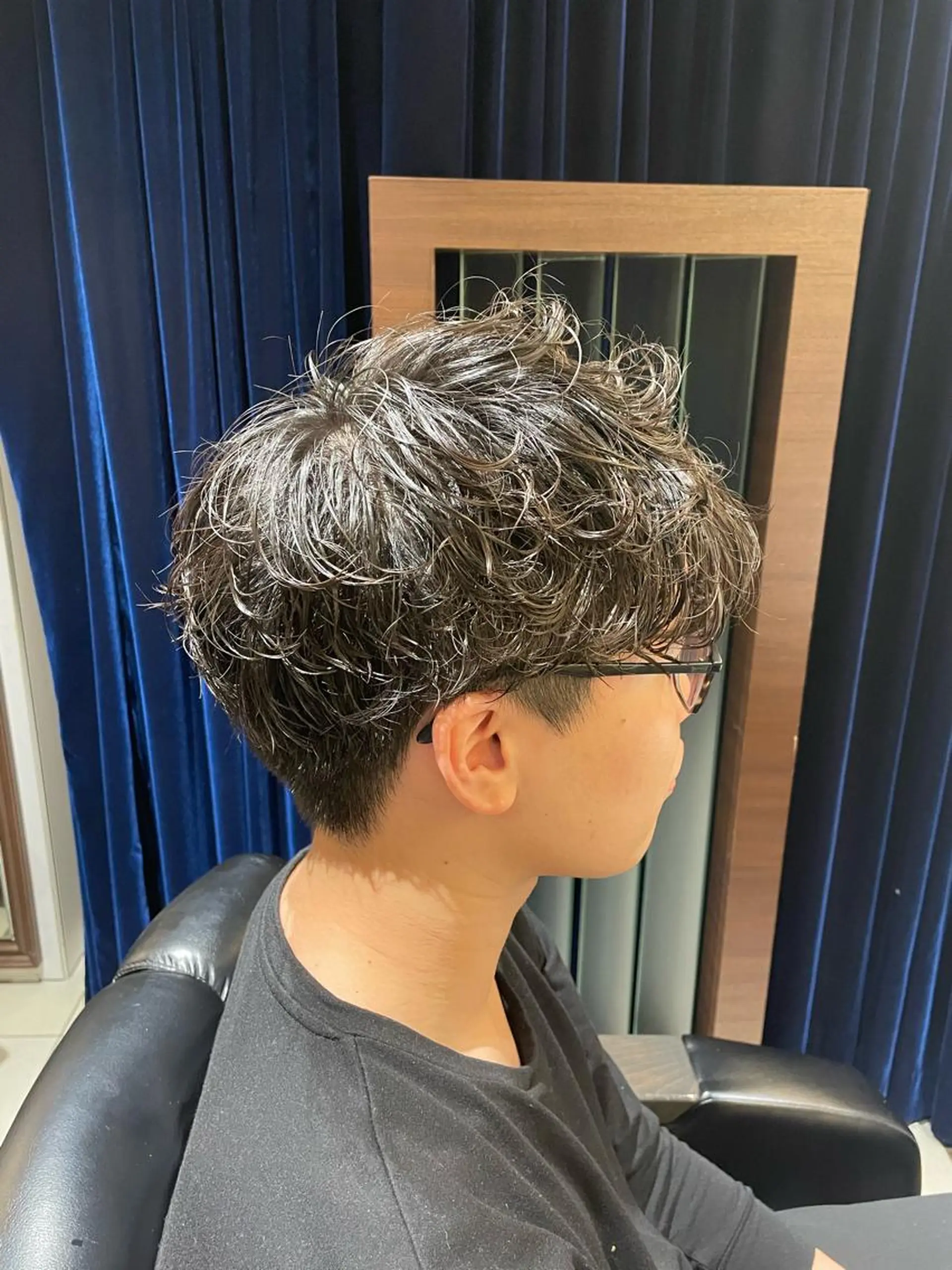 ショート パーマ メンズ カット パーマ NEXUS ZA FIRST 銀座所属・岡崎 隆晟のヘアスタイル