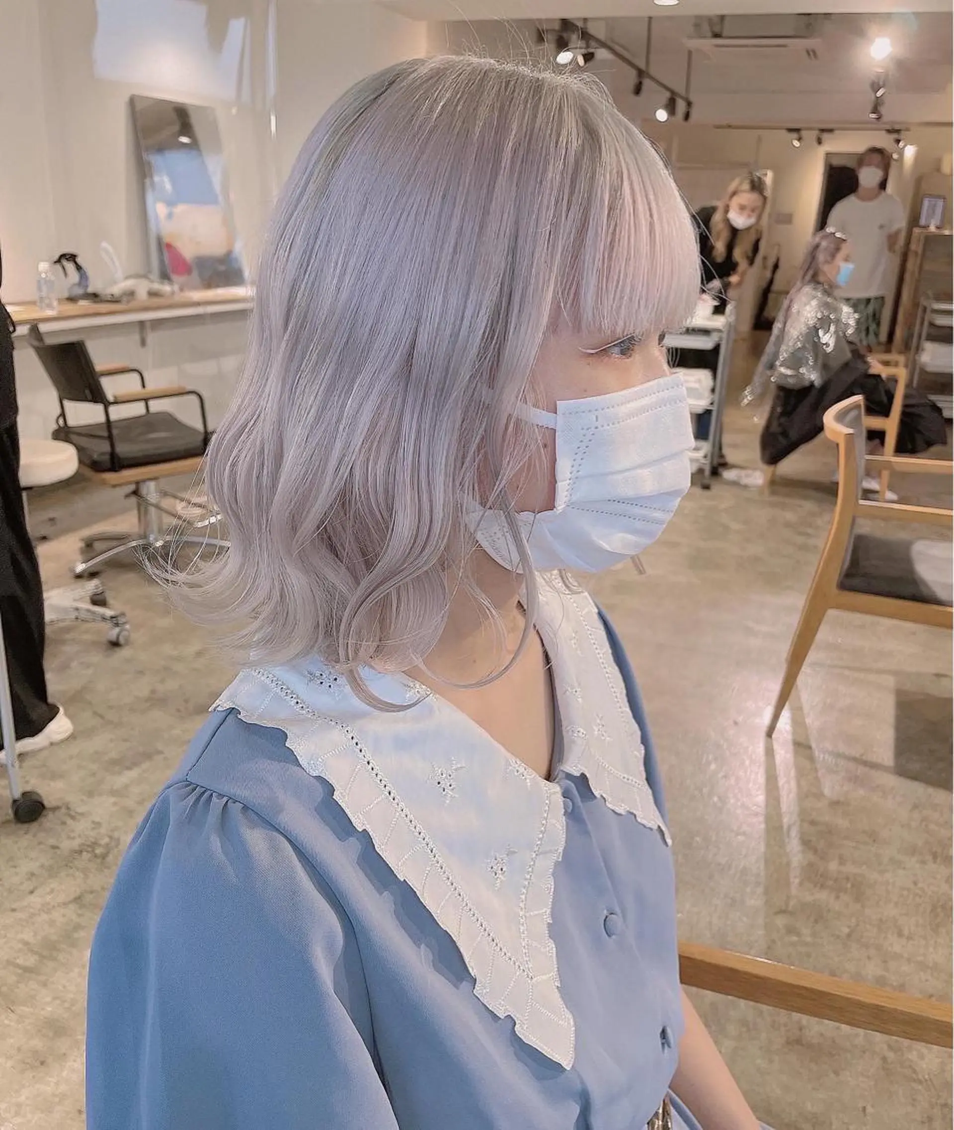 ミディアム カラー ヘアカラー トリートメント ハイトーン/レイヤー /ケアブリーチ石川治のヘアスタイル