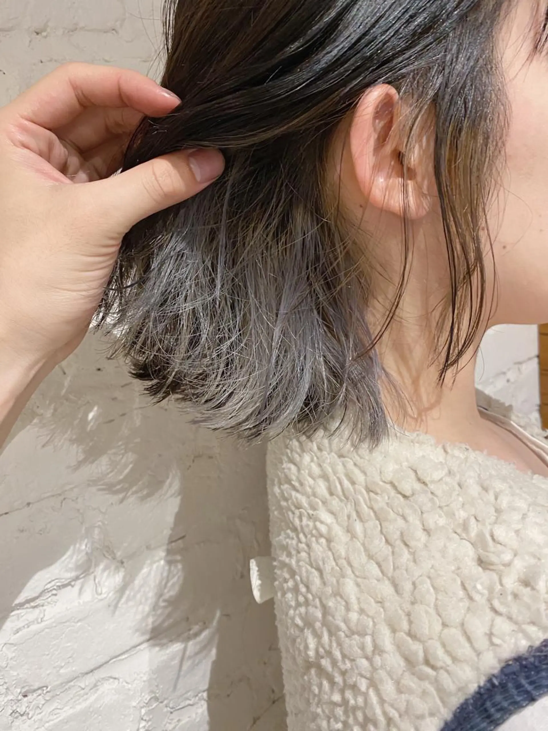 ショート カラー シルバー 吉田 光佑のヘアスタイル