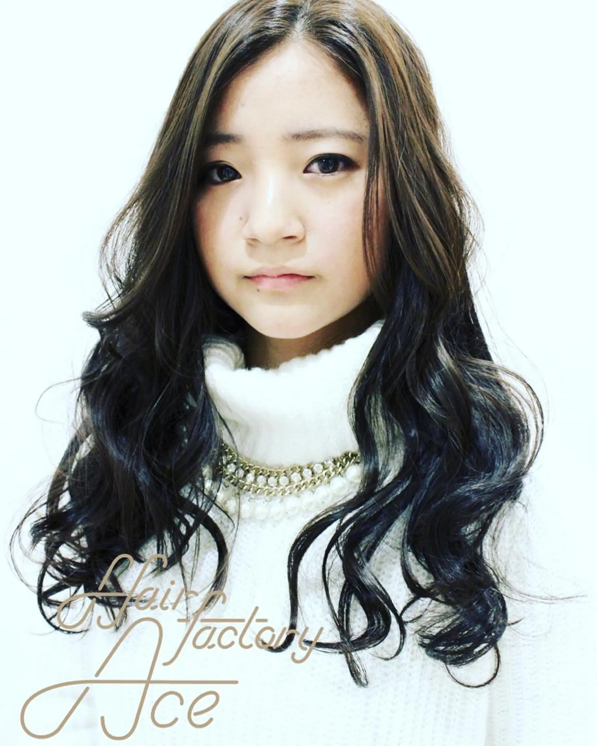 セミロング 所渉/韓国レイヤー /ウルフカットのヘアスタイル