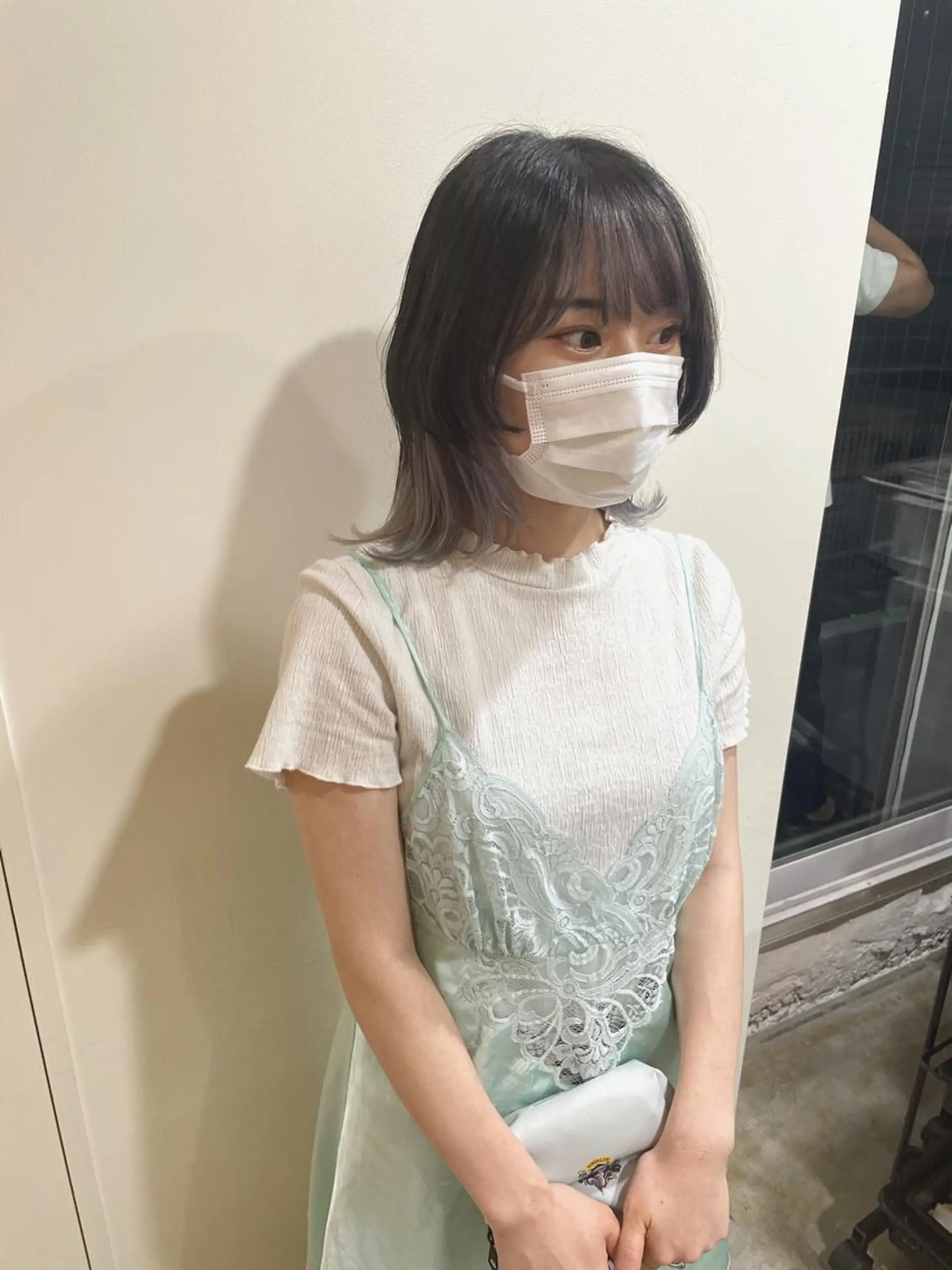 ミディアム カラー ヘアカラー トリートメント MIOベージュカラー 柔らかいカラーのヘアスタイル