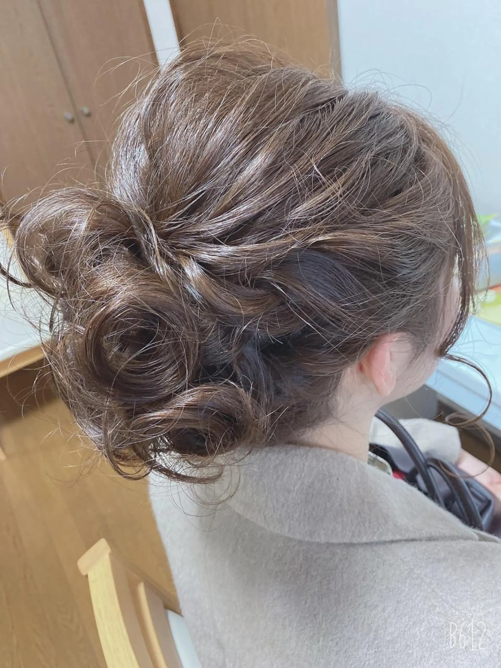 ミディアム ヘアアレンジ ヘアセット The Best Beauty受付担当のヘアスタイル