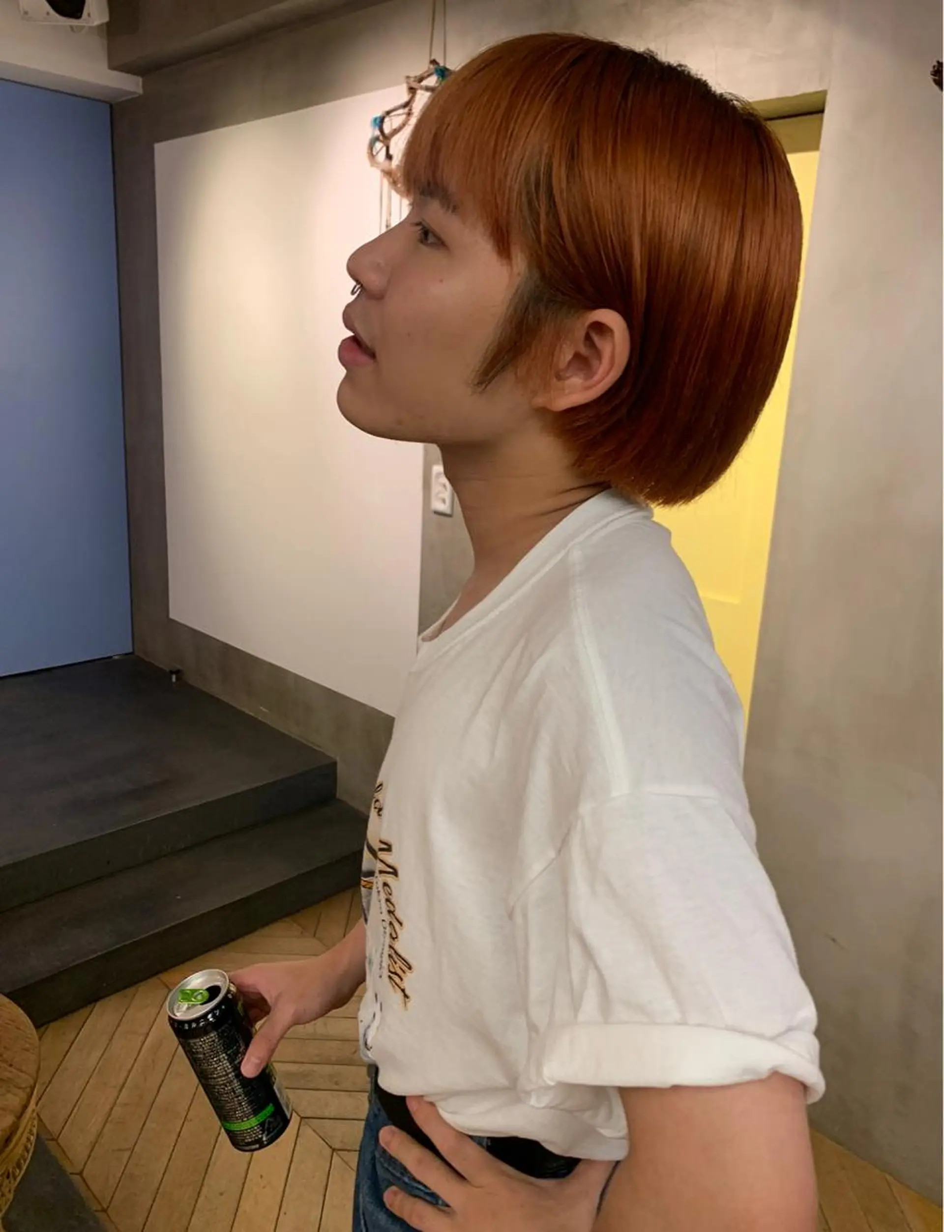 ショート カラー メンズ メンズバレイヤージュ メンズブリーチ センターパート フェードカット メンズハイライト ヘアカラー トリートメント ヘアセット スパイラルパーマ 🌐hina⭐️のヘアスタイル