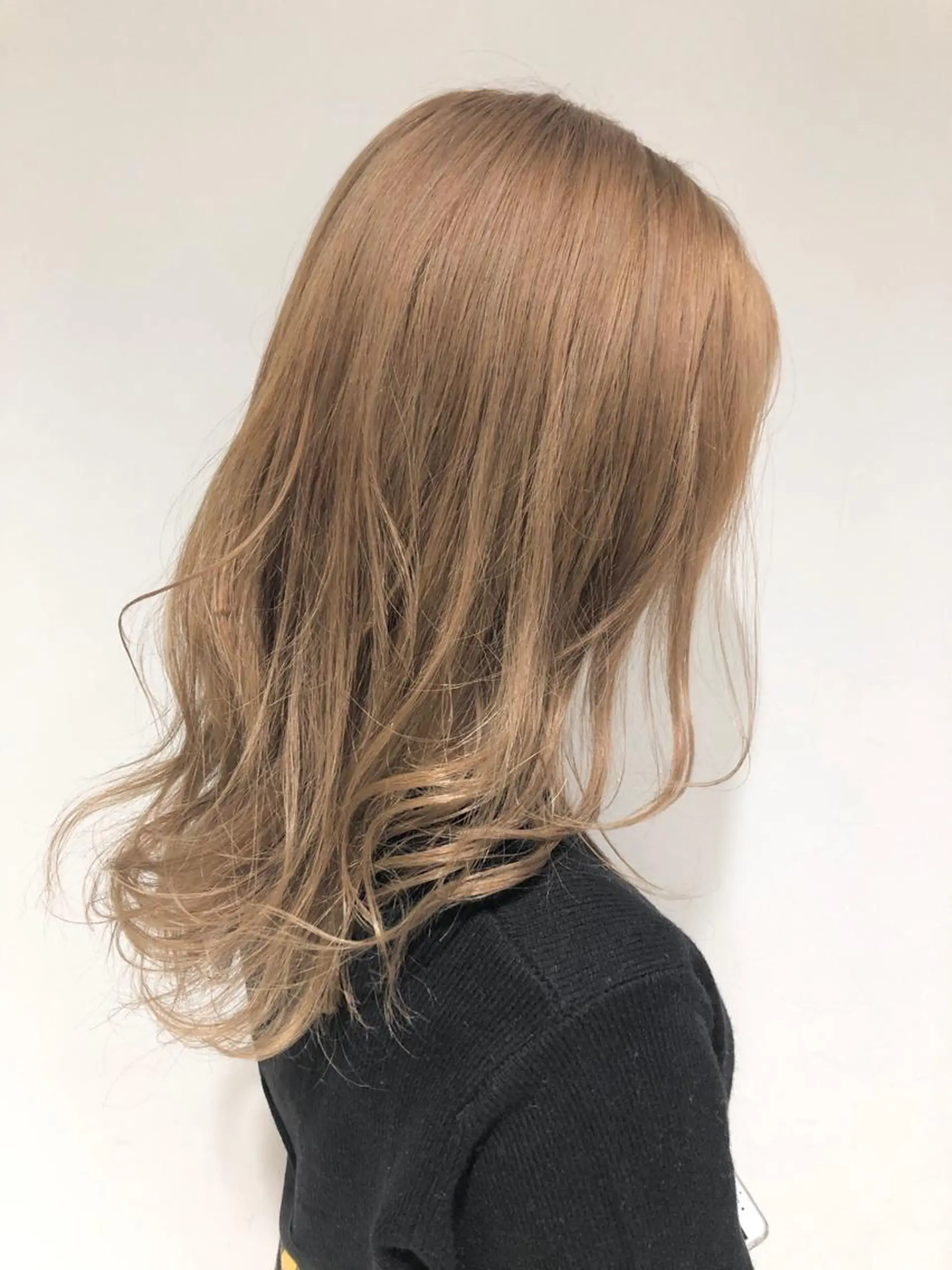 セミロング カラー ベージュカラー ブロンド ブロンドベージュ MINAMI 🌙のヘアスタイル