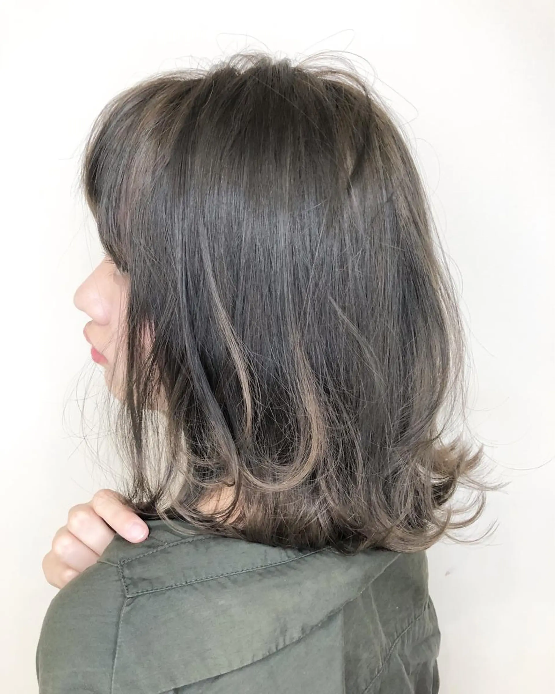 ミディアム ブリーチ/髪質改善 NYNY大久保のヘアスタイル