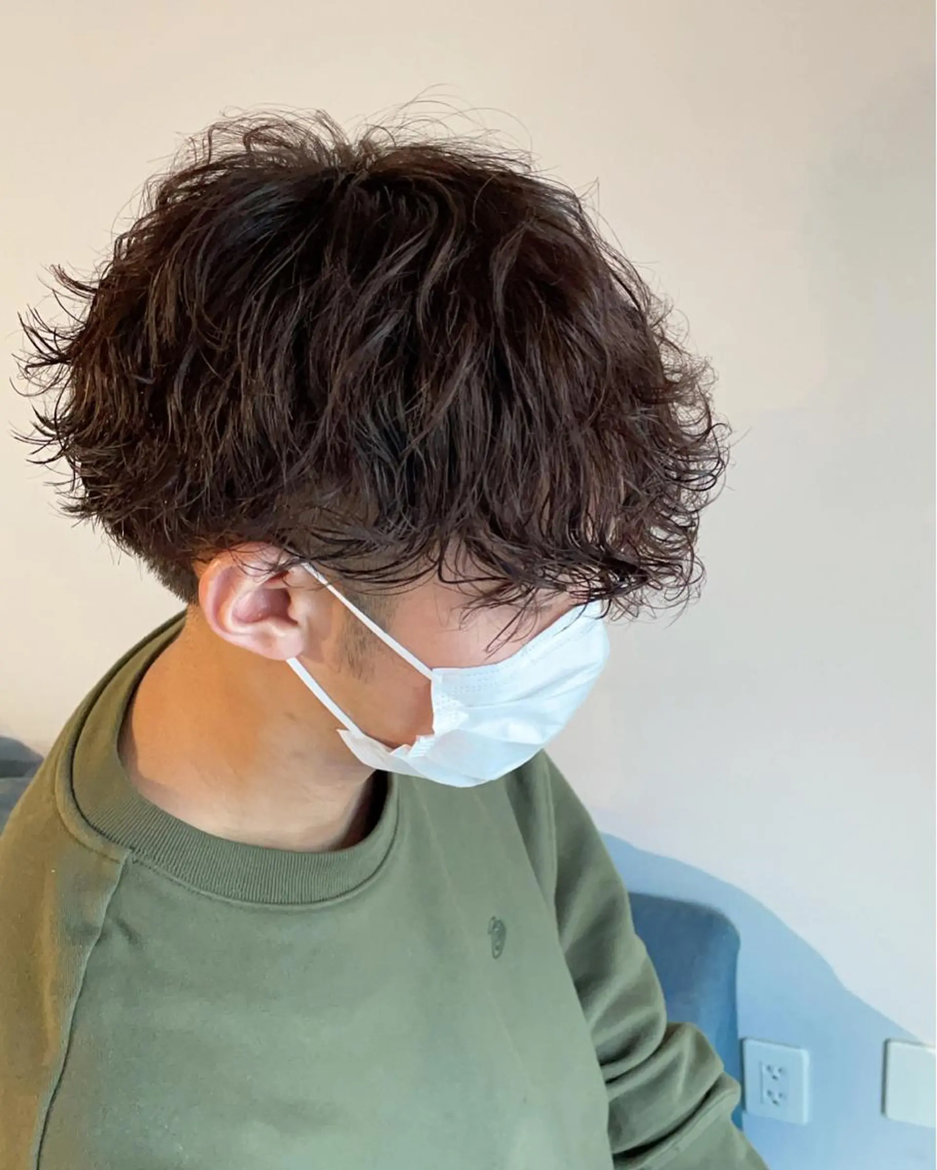 パーマ メンズ La fith hair ray 札幌店所属・顔まわり/W カラー/リョウのヘアスタイル