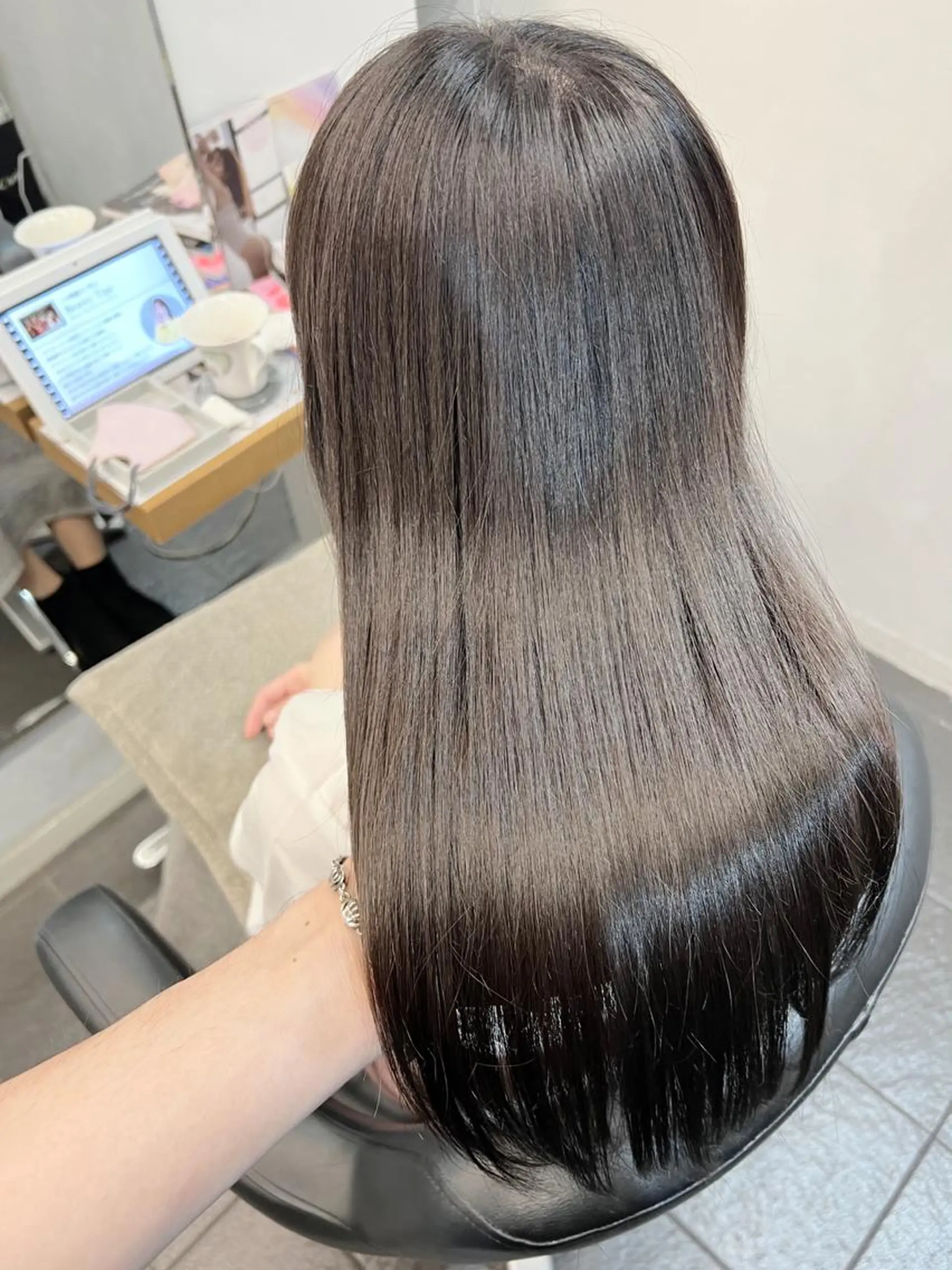 カラー ブリーチ ブリーチなしカラー 外国人風カラー ヘアカラー トリートメント ヘッドスパ グレージュ/髪質改善 Yamato.hのヘアスタイル