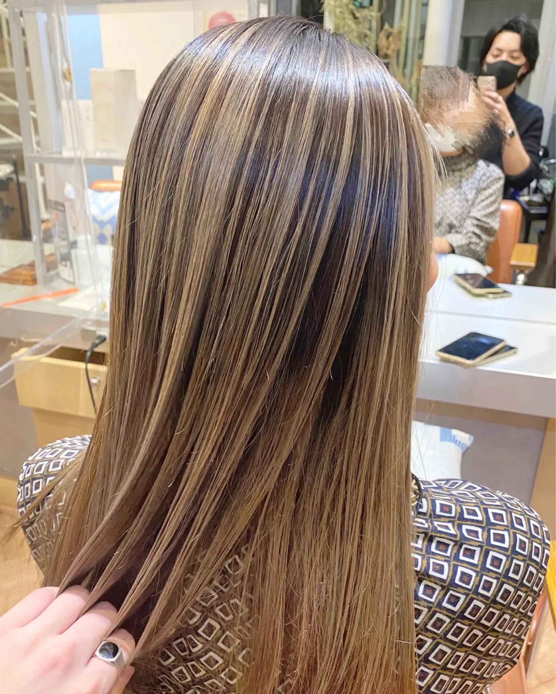 セミロング カラー カラー系/カット特化 🟠オオタキマサシのヘアスタイル