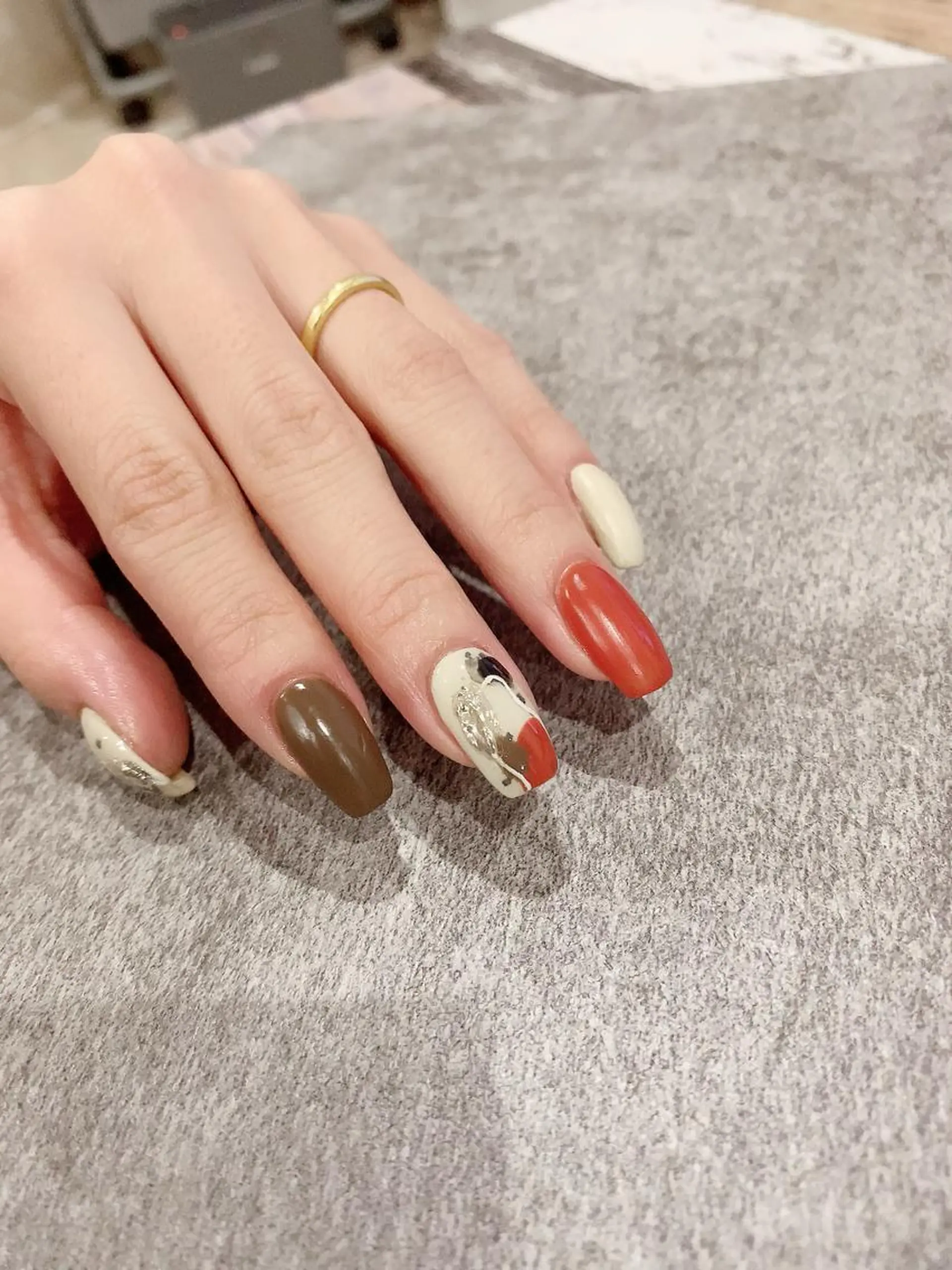 ネイル マットネイル ハンドネイル 𝐑𝐞𝐯𝐢𝐨 ___堺市西区のマツエク・マツパデザイン