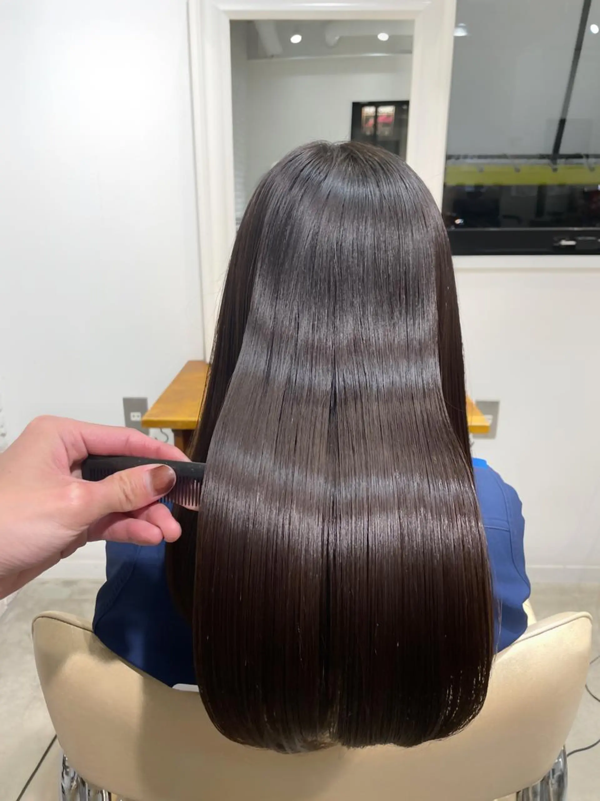 セミロング ショートボブ セミロングパーマ ボブ くせ毛 髪質改善 salowin suite 柏所属・髪質改善特化 専門美容師オクダ♂のヘアスタイル