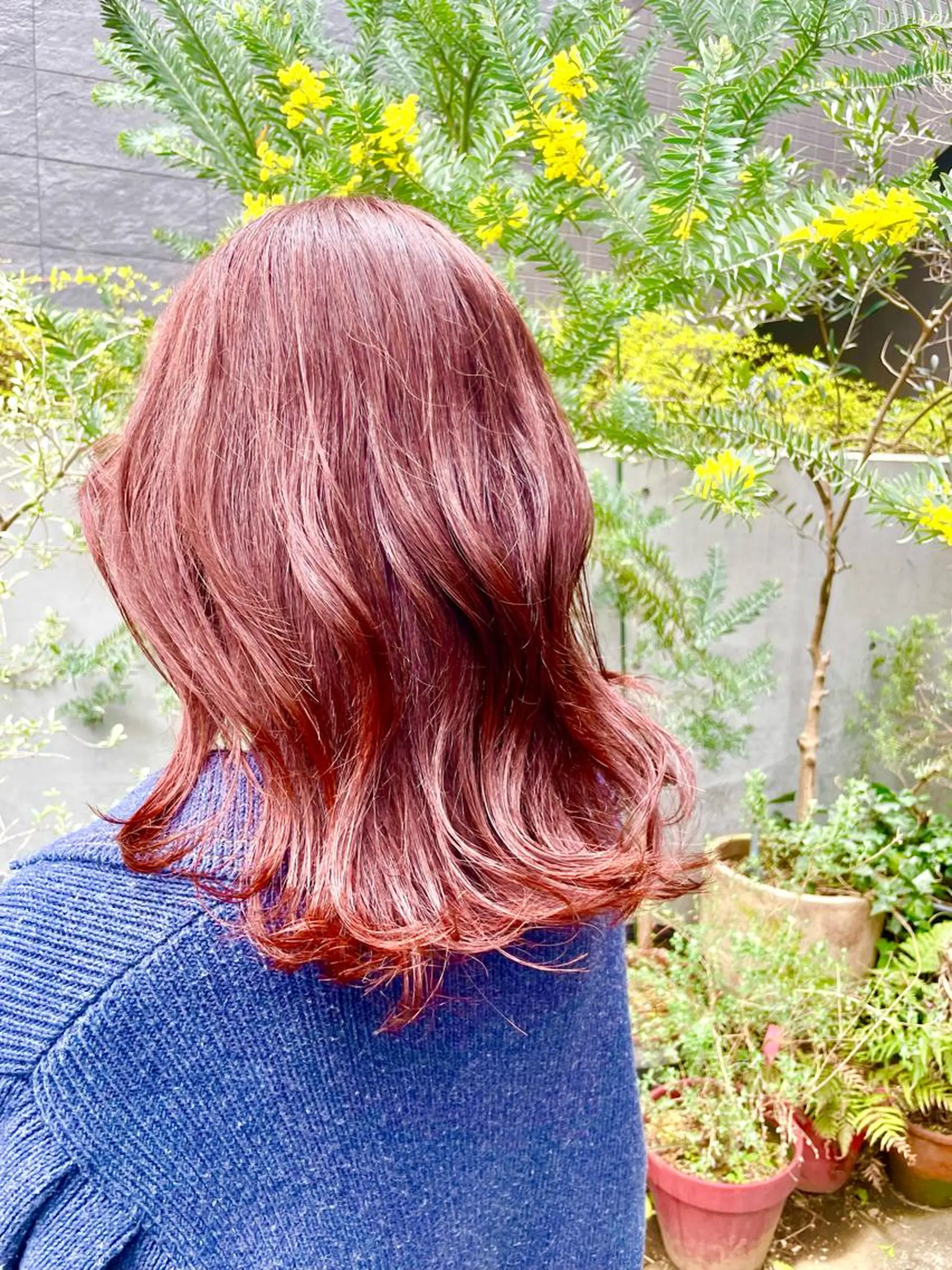 ミディアム カット ヘアカラー トリートメント ヘッドスパ ヘアセット ®️レイヤー/透明感 カラー/星野六三四のヘアスタイル