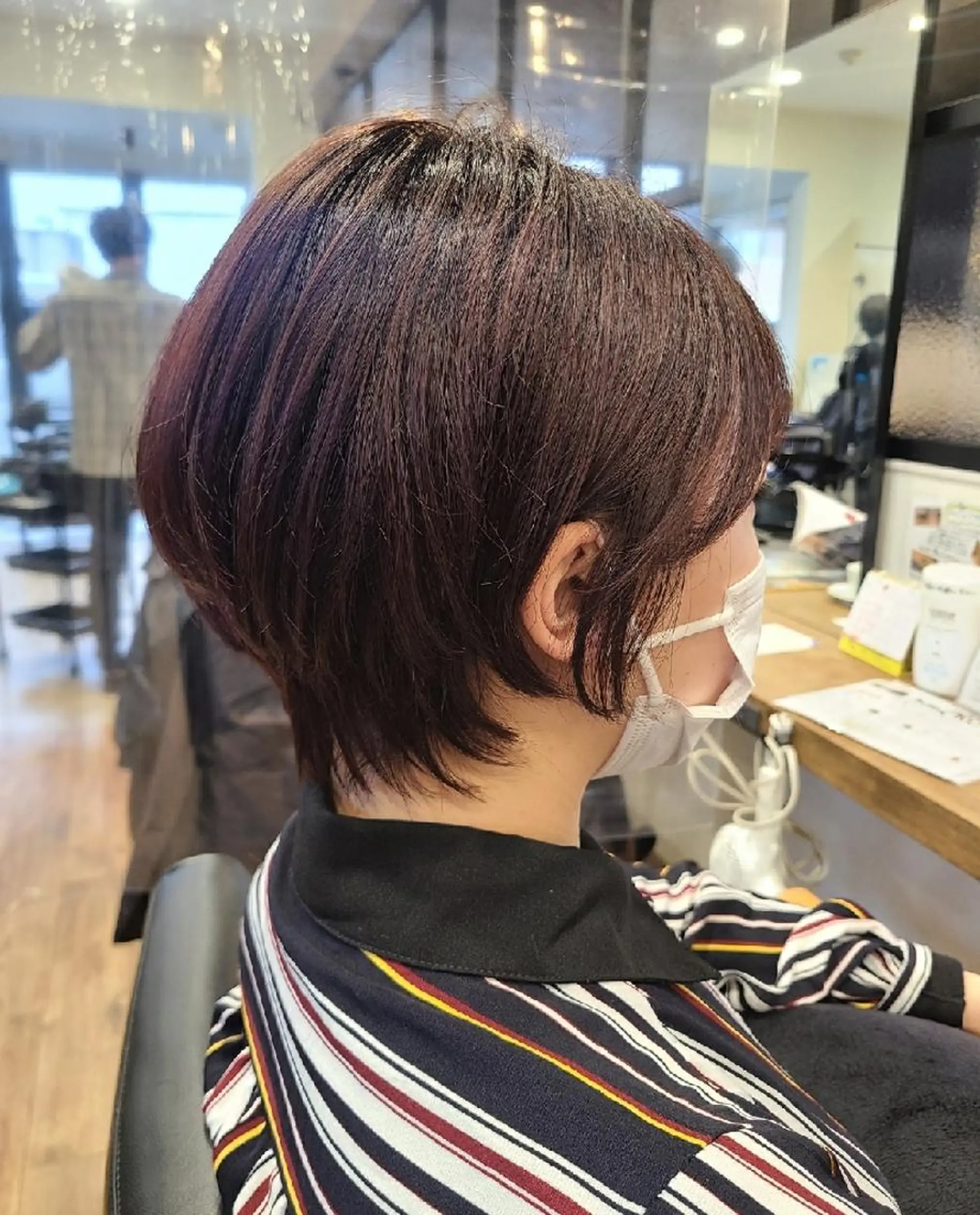 ショート カラー ブラウンカラー ピンクカラー ピンクブラウン ショートヘア カット ヘアカラー トリートメント 関口 友菜のヘアスタイル