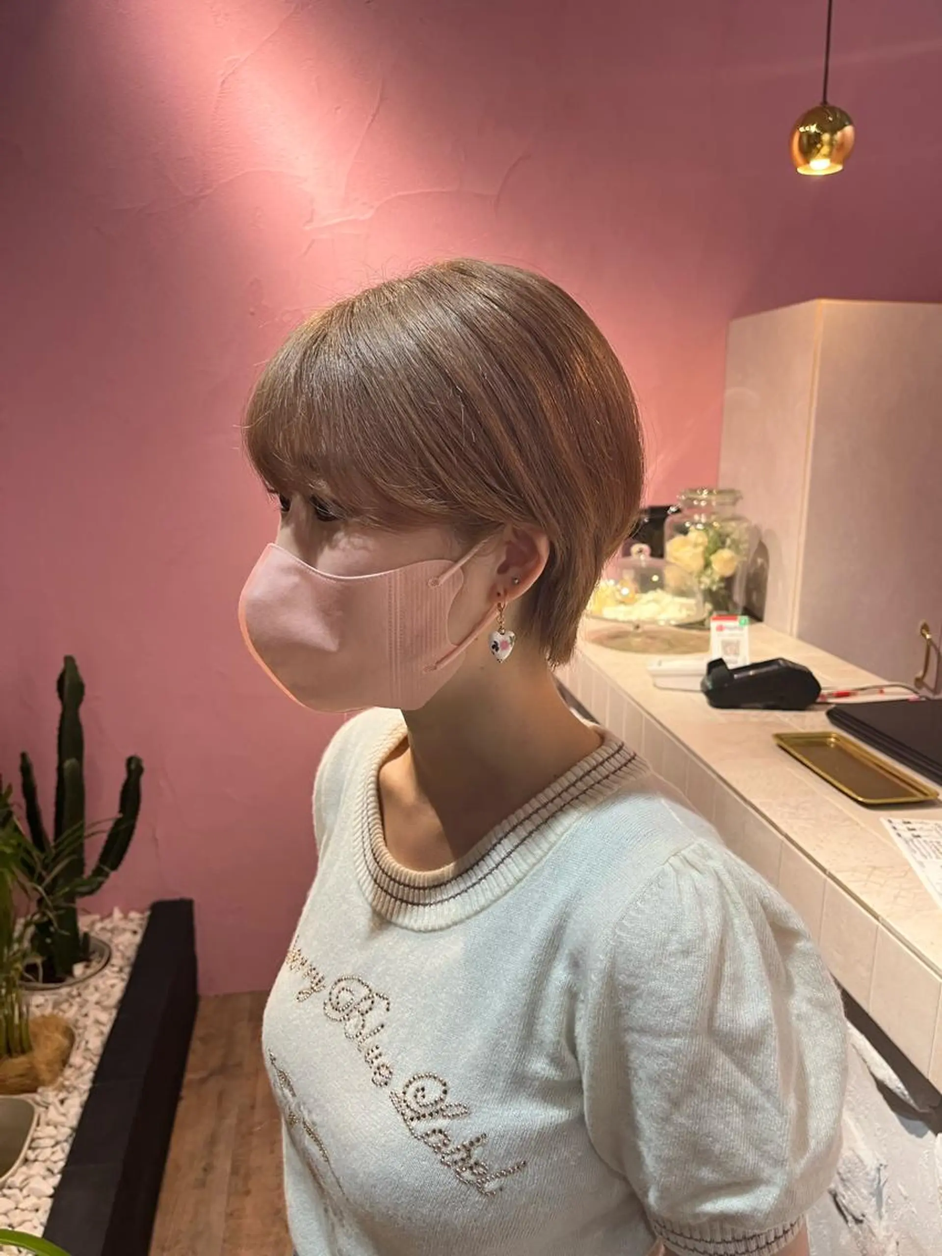 ショート カラー バレイヤージュ ブリーチ デザインカラー ハイライトカラー インナーカラー 艶感透明感カラー🤍 hinaのヘアスタイル