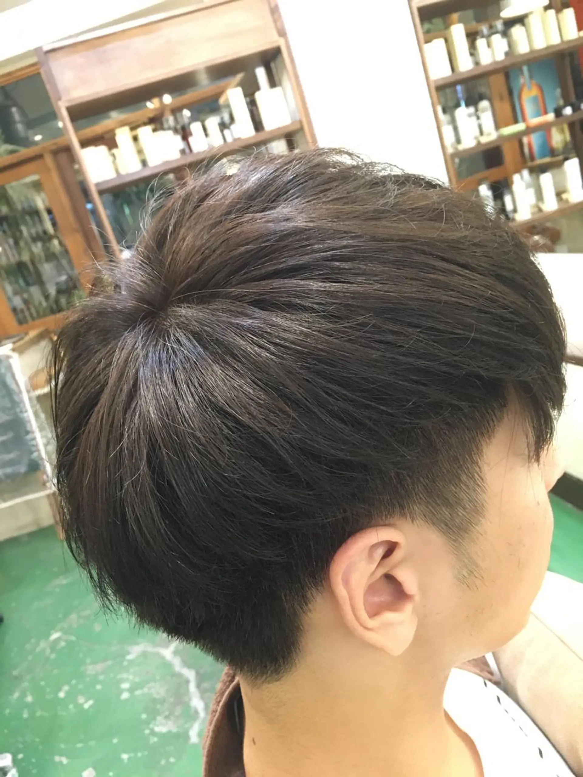 ショート カラー アッシュ メンズ眉毛ITSUK Iメンズ専門　新宿の眉毛・アイブロウイメージ